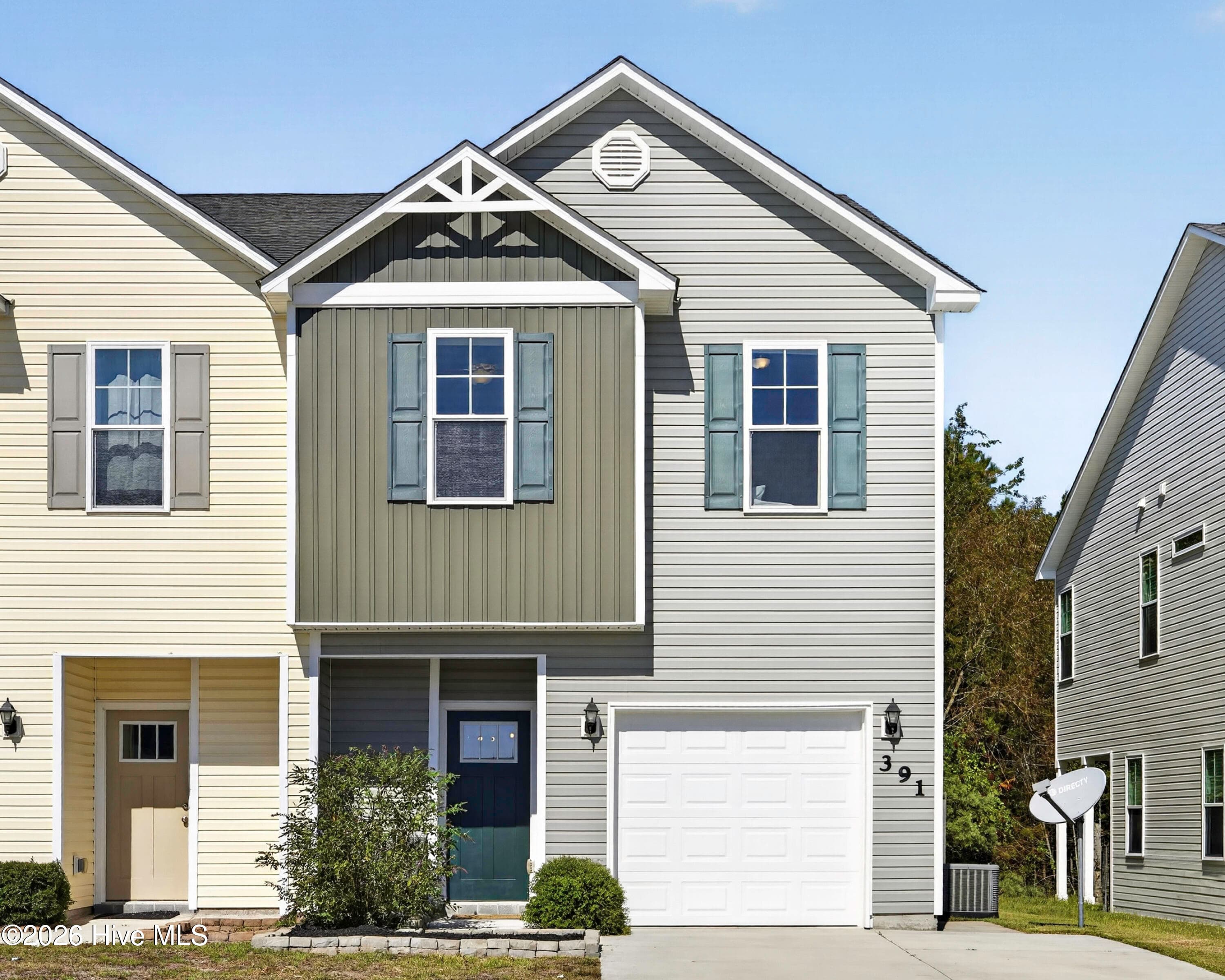 Townhouse at 391 Frisco Way, Holly Ridge, NC 28445, photo 3 of 49