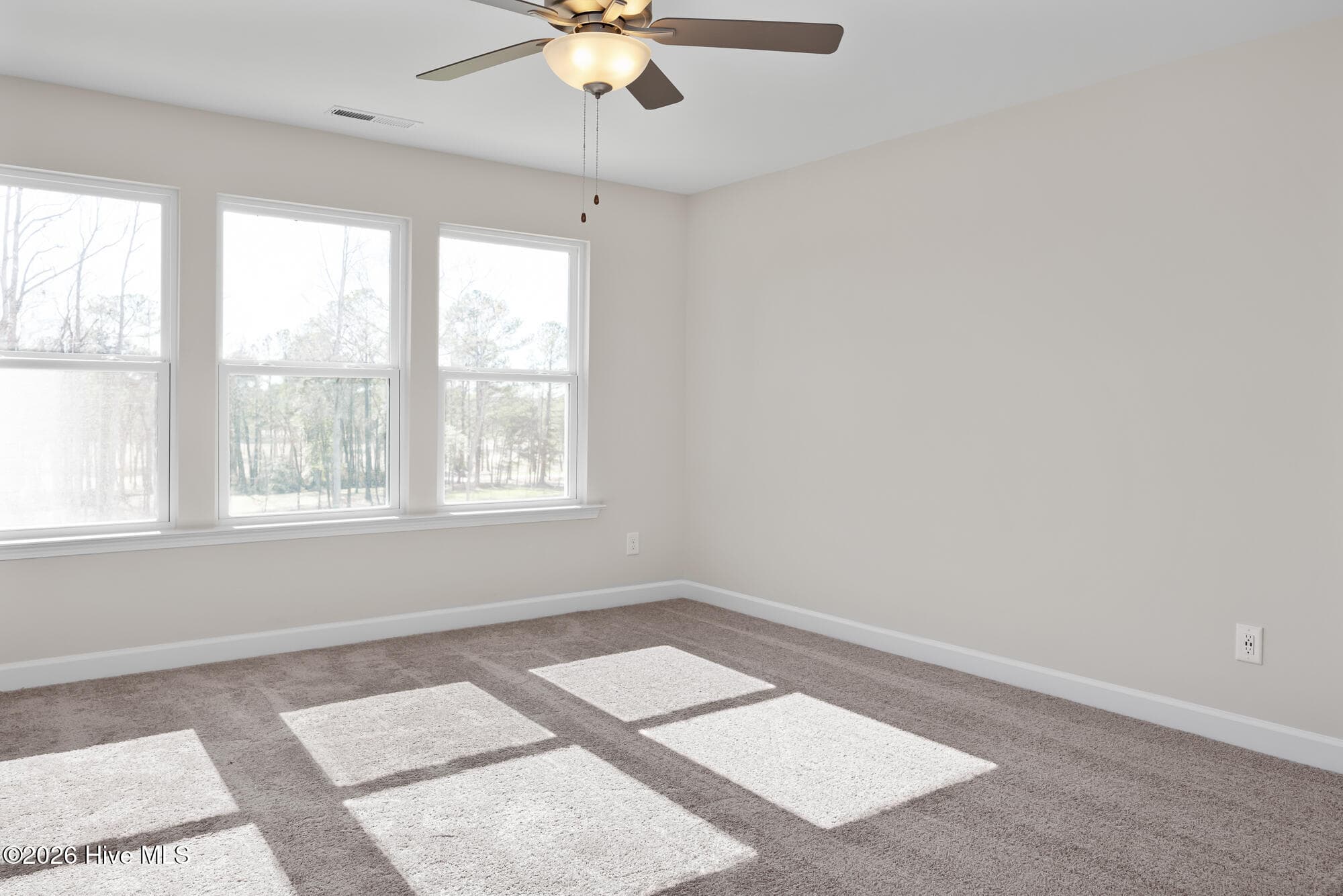 Single Family Residence at 315 Queensferry Lane, Aberdeen, NC 28315, photo 2 of 6