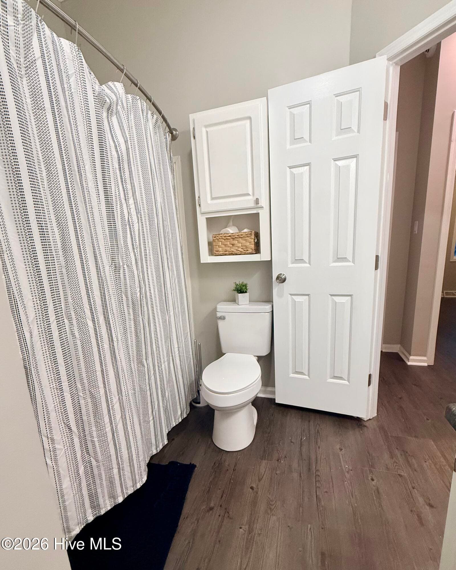 Manufactured Home at 605 Big Woods Road, Macon, NC 27551, photo 23 of 38