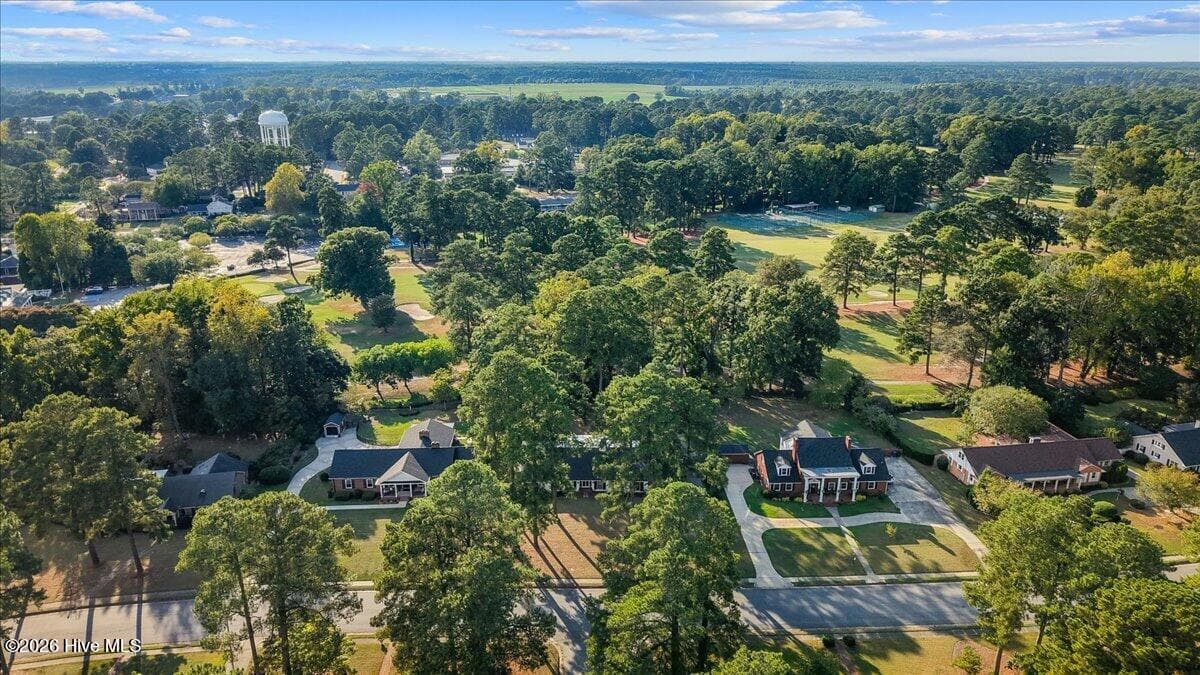 Single Family Residence at 1304 Greenbriar Road, Kinston, NC 28501, photo 15 of 66