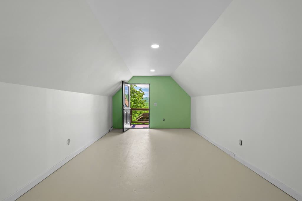 Insulated/Heated Bonus Room Above the Garage - 167 Wild Orchid Trail, Bryson City, NC 28713, Bryson City