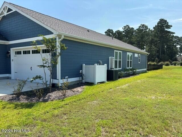 Single Family Residence at 1002 Brighton Drive, New Bern, NC 28562, photo 4 of 53