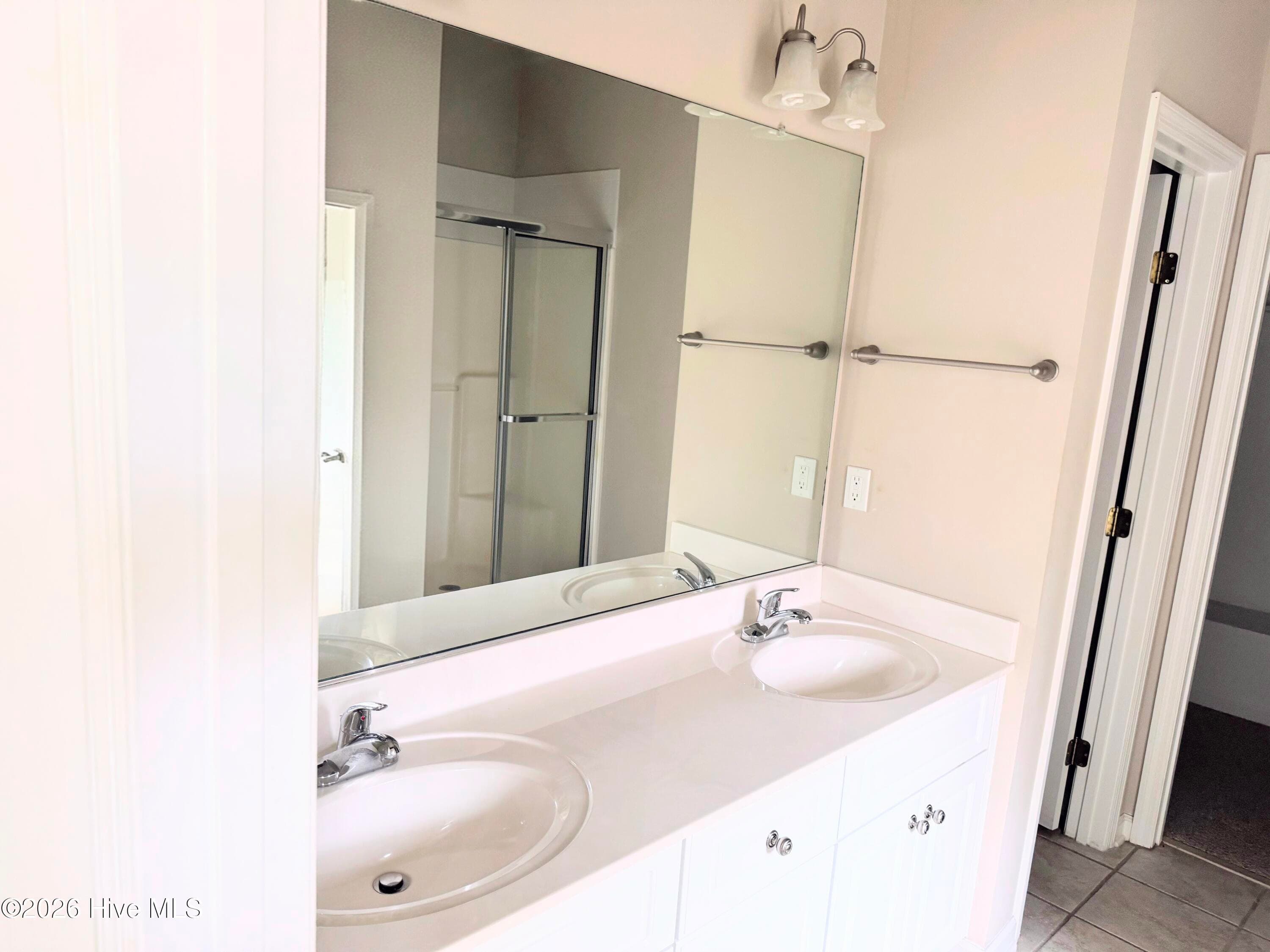 Master Bathroom - 522 Wickham Drive, Graniteville, SC 29829