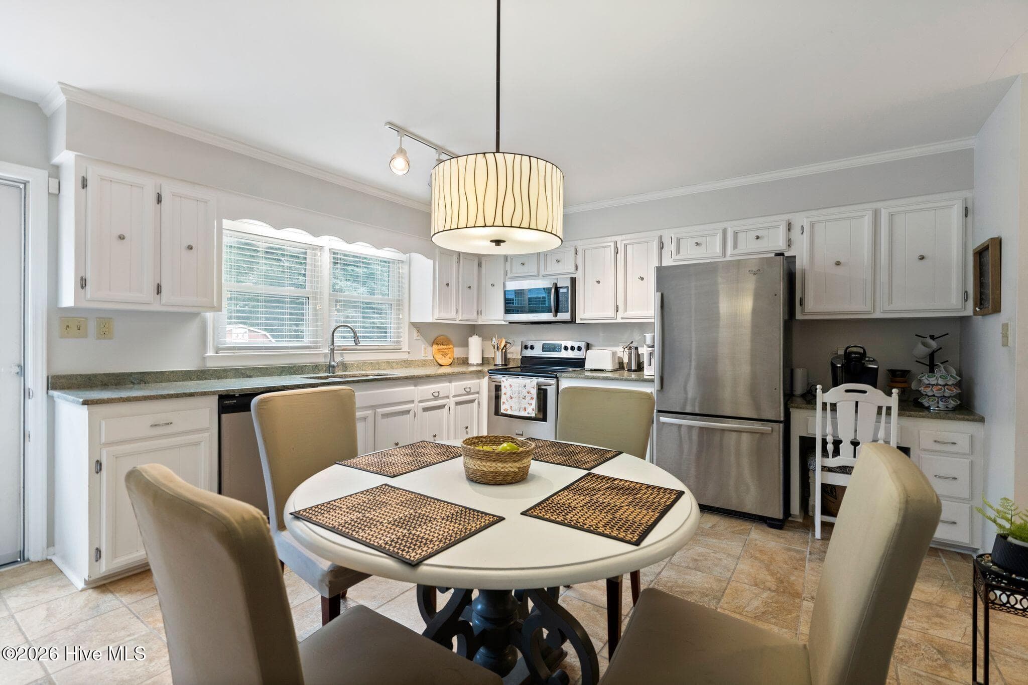 Single Family Residence at 2316 Lynnwood Drive, Wilmington, NC 28403, photo 18 of 72