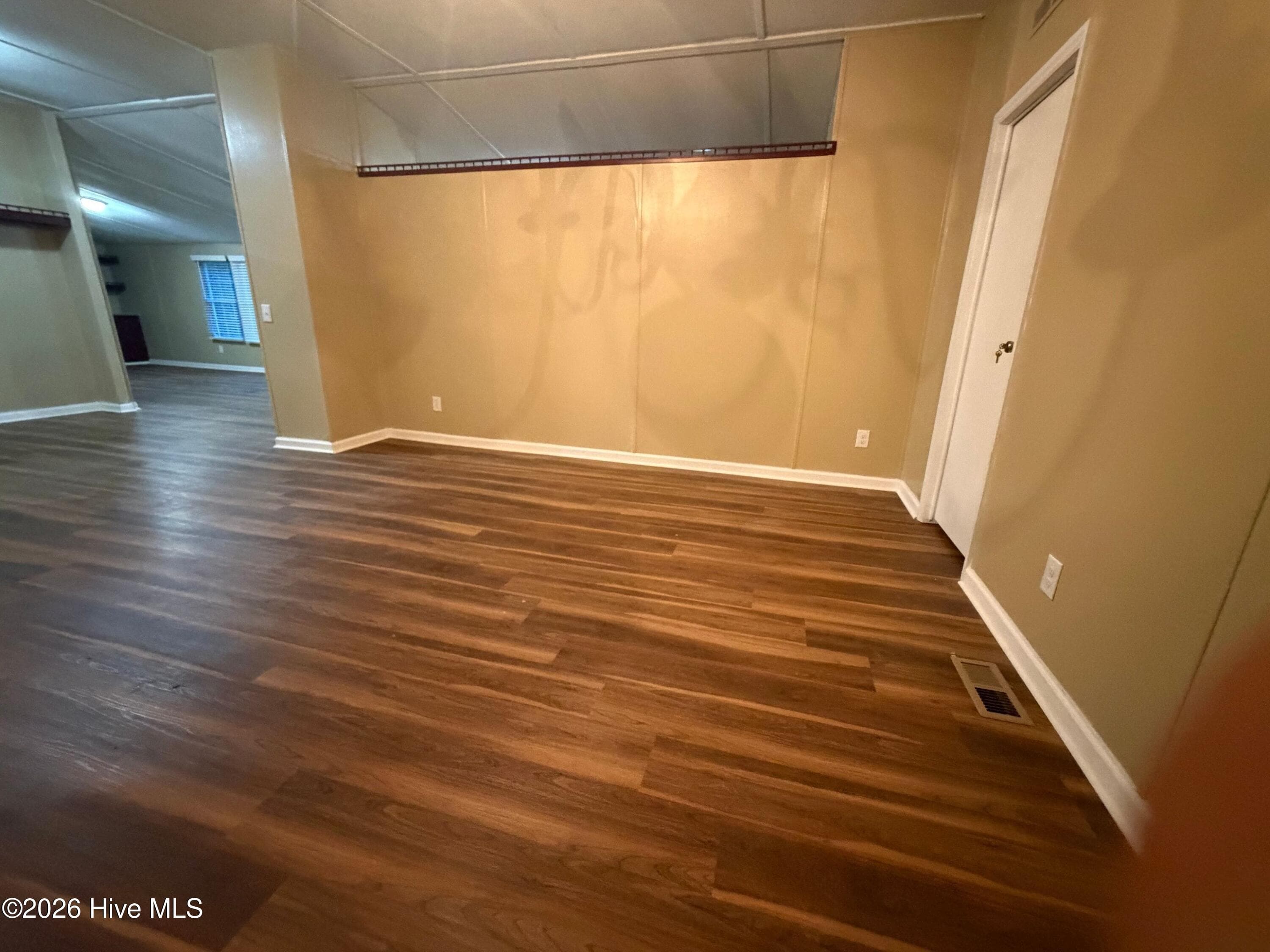 Manufactured Home at 1110 E Northern Boulevard, Tarboro, NC 27886, Tarboro, photo 4 of 37