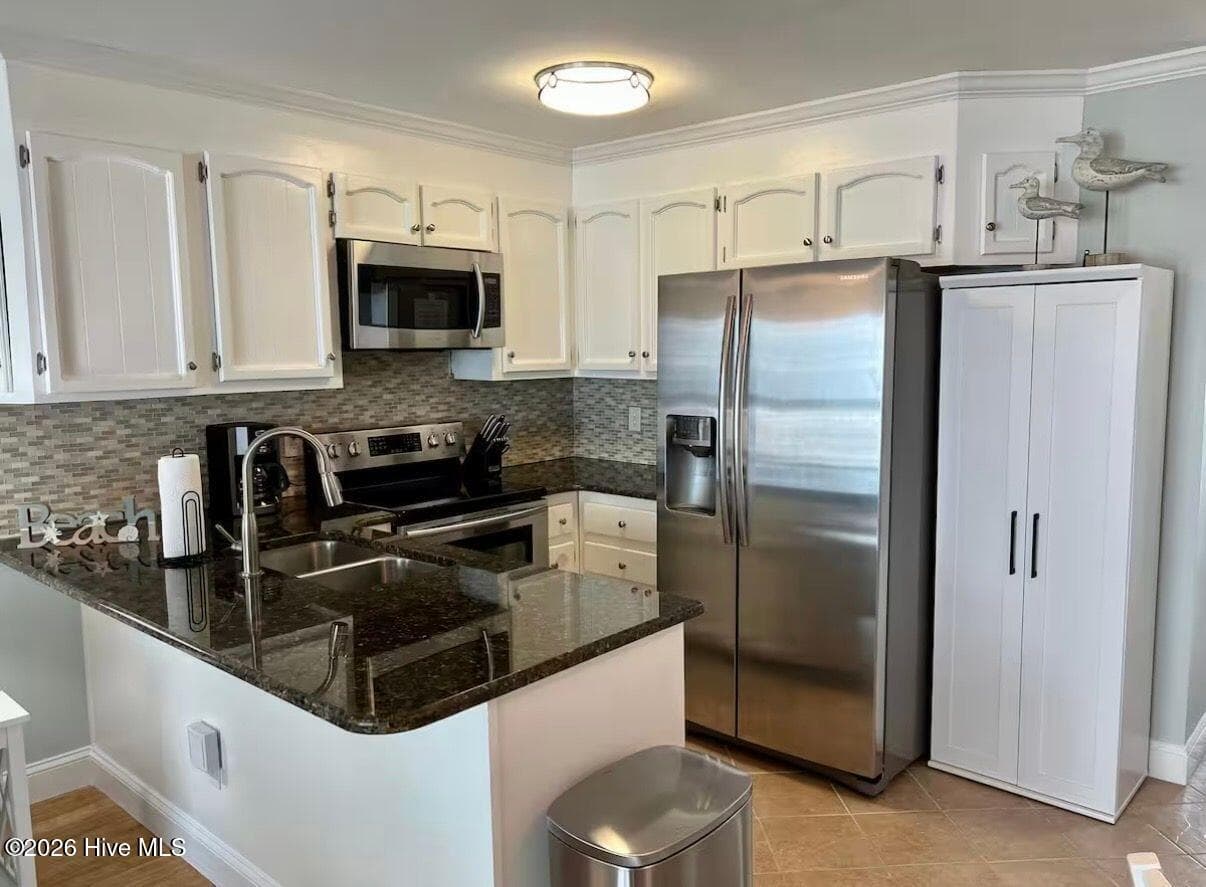 Condominium at 600 S Carolina Beach Avenue S 2f, Carolina Beach, NC 28428, photo 7 of 21