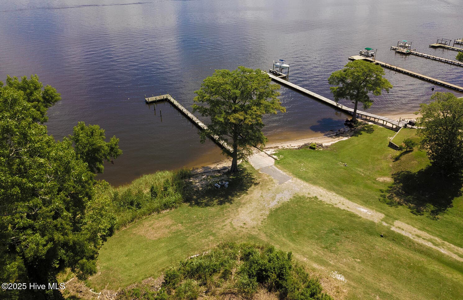 Deeded Waterfront Access Lot, with Boat Ramp and Dock - Sr #1123 Lots #1 #3, #4, #5 State Rd 1123, Chocowinity, NC 27817