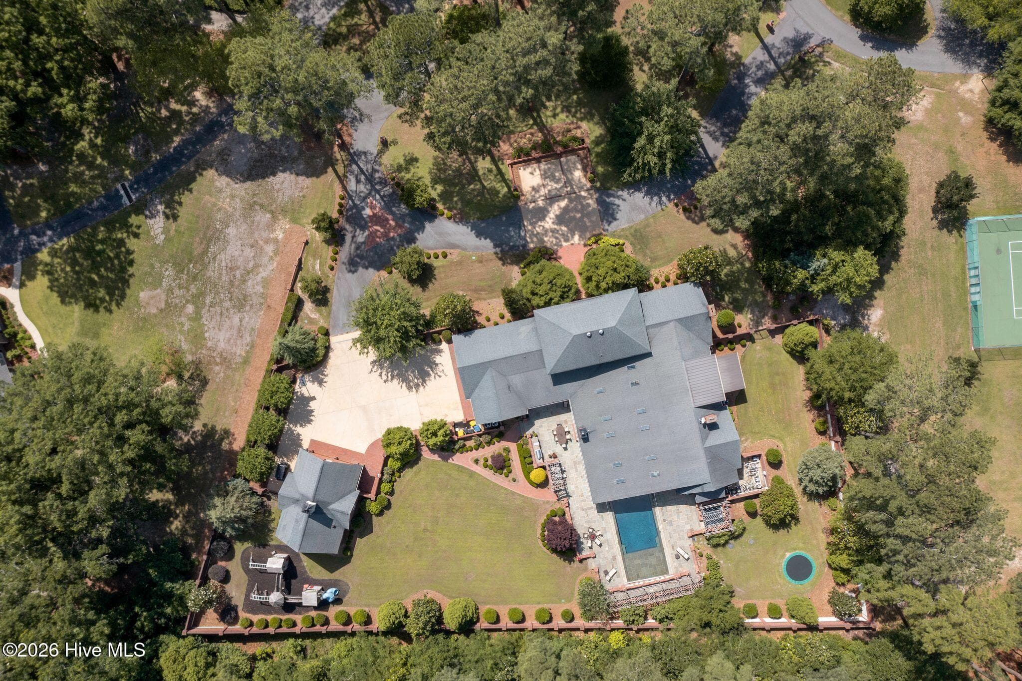 Single Family Residence at 3407 Timberlake Court, Kinston, NC 28504, photo 9 of 9
