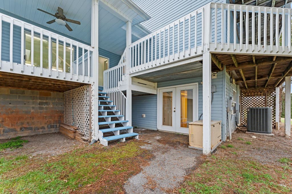 Residential at 286 Mccombs Road, Murphy, NC 28906, photo 54 of 73