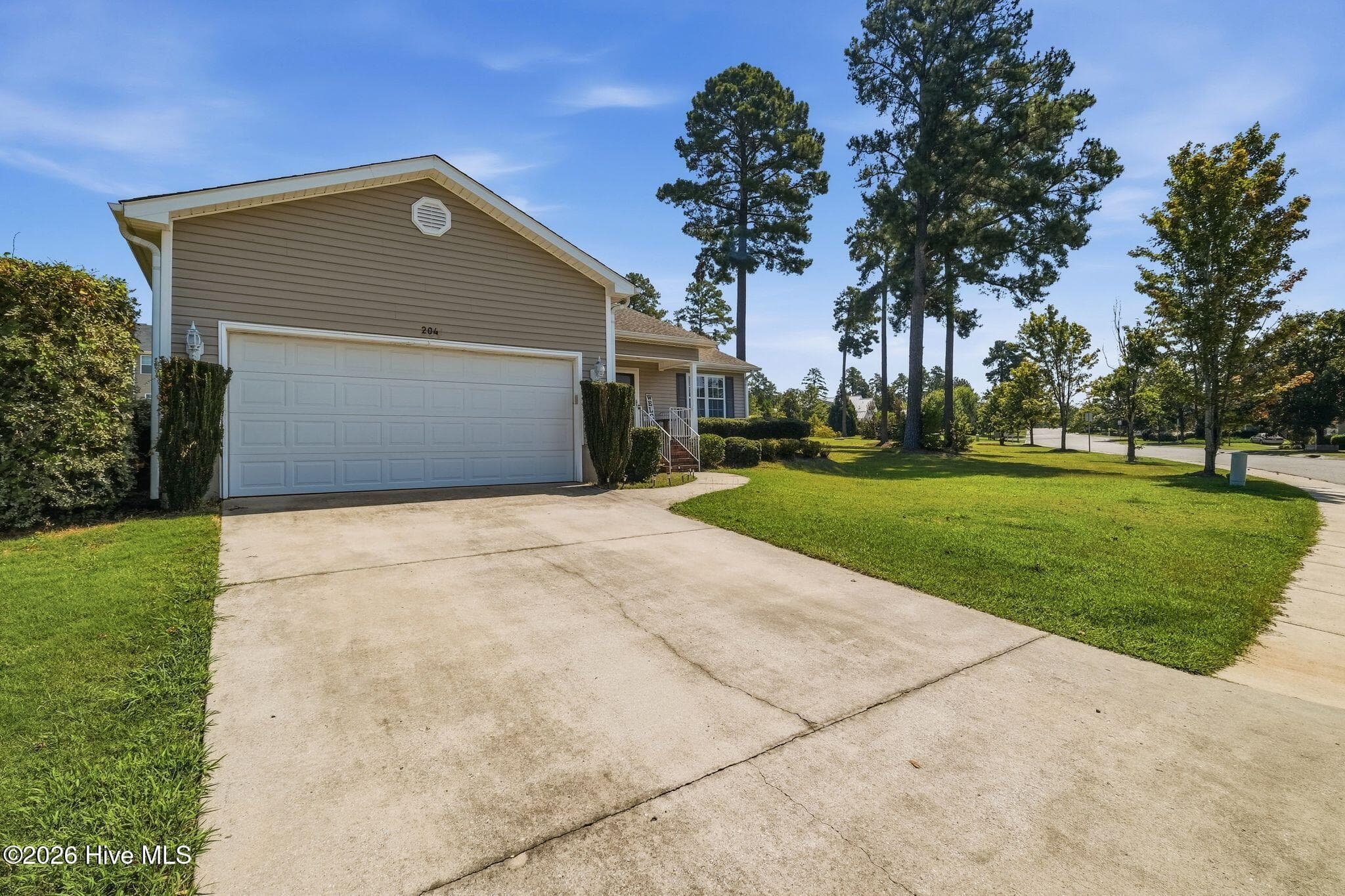 Single Family Residence at 204 Savannah Garden Drive, Carthage, NC 28327, photo 2 of 34