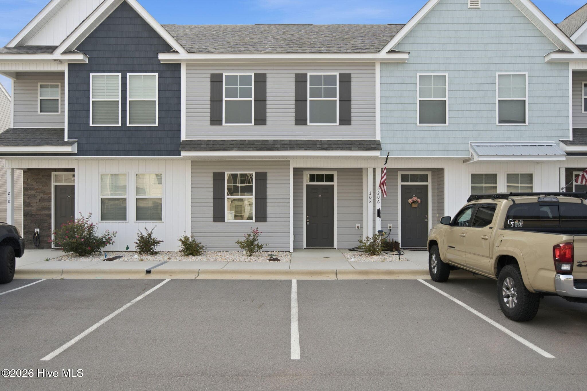 Townhouse at 208 Sandy Cove Lane, Sneads Ferry, NC 28460, photo 2 of 2