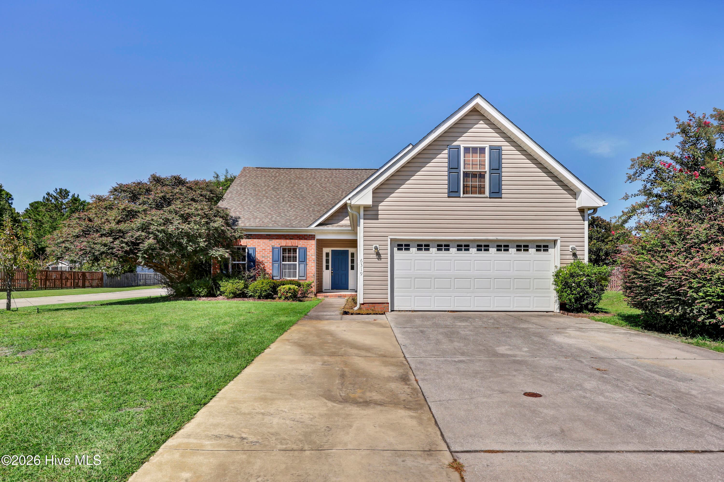 Single Family Residence at 6319 Shire Lane, Wilmington, NC 28411, photo 6 of 37