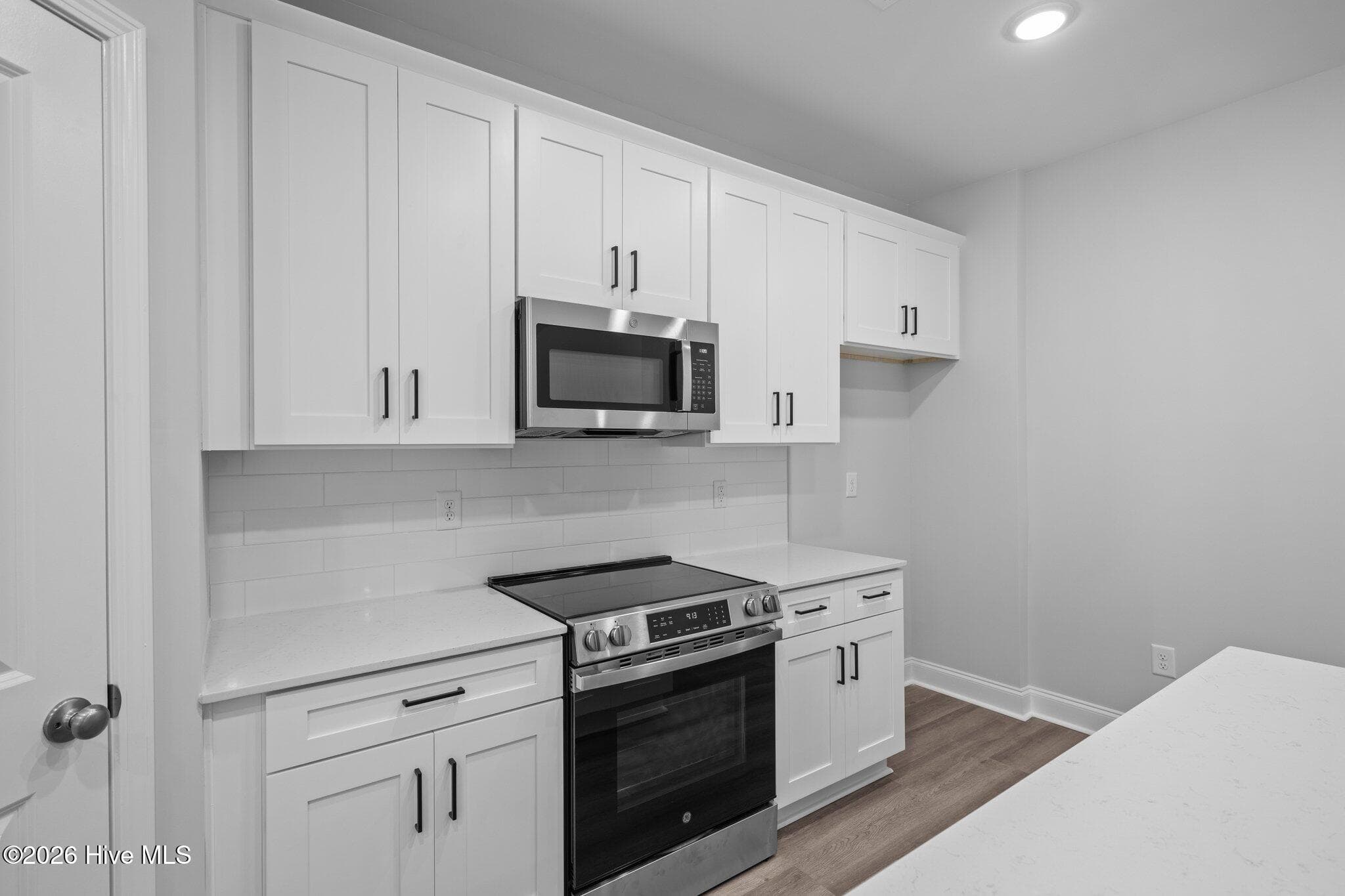 Single Family Residence at 7016 Bayberry Park Drive, New Bern, NC 28562, photo 12 of 21