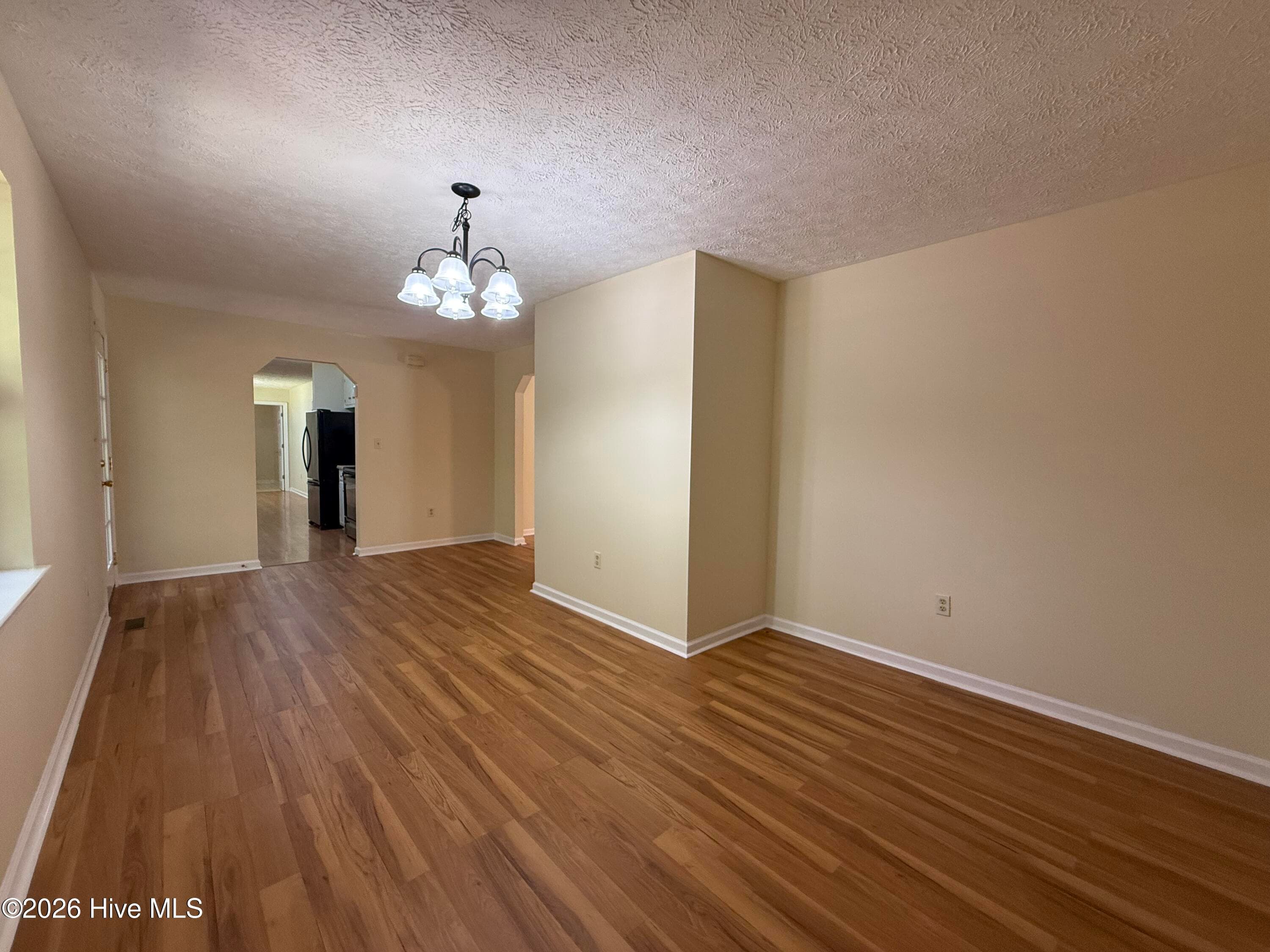 Single Family Residence at 422 King Lane, Thomson, GA 30824, photo 6 of 22