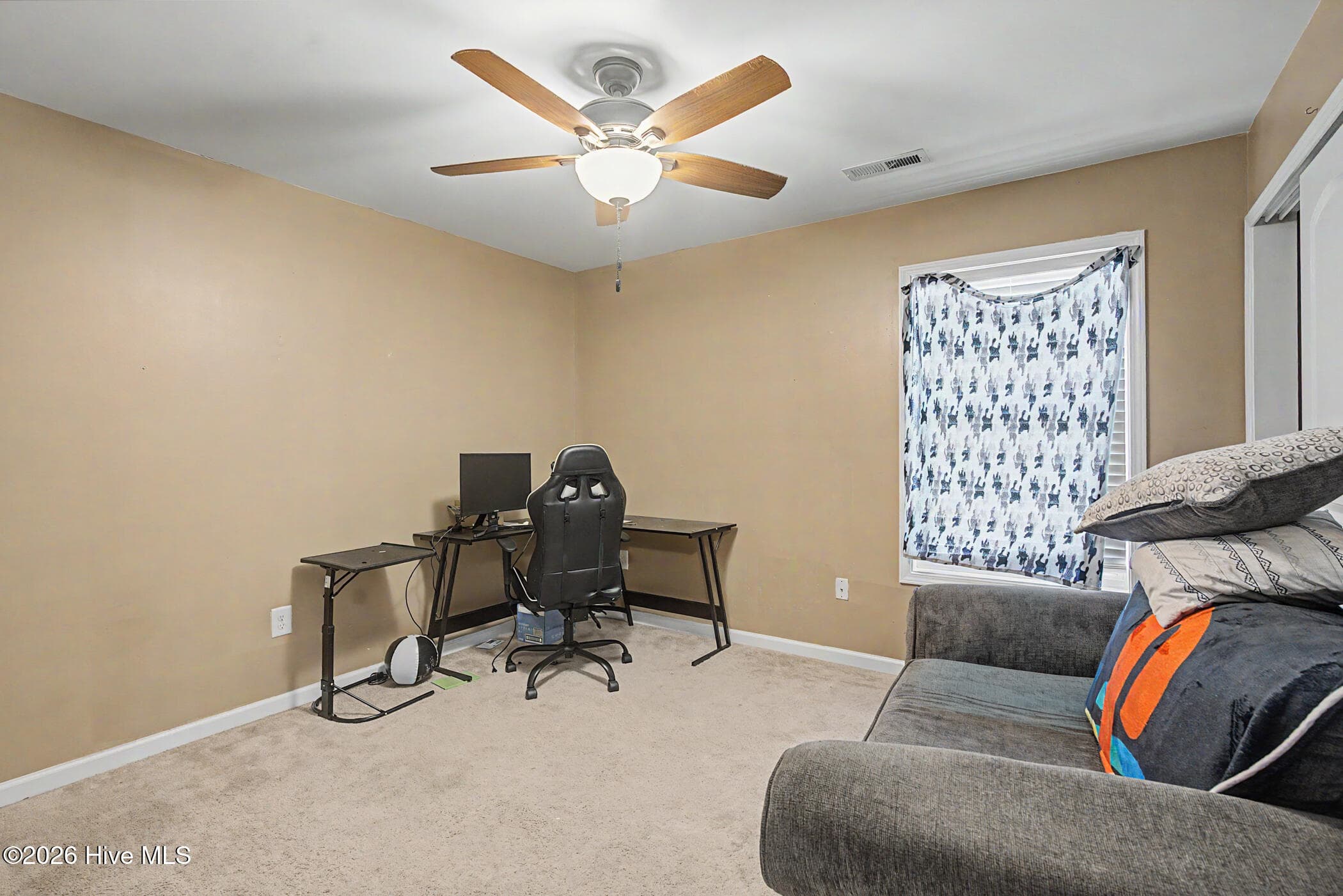 Single Family Residence at 2529 Spinnaker Drive, Hope Mills, NC 28348, photo 18 of 19