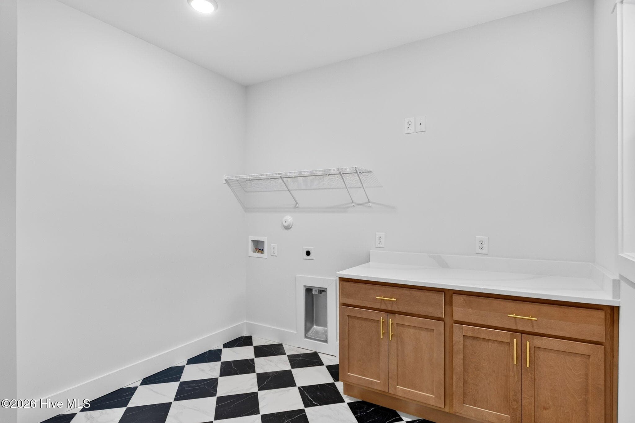 Laundry Room - 2303 Chestnut Street, Wilmington, NC 28405