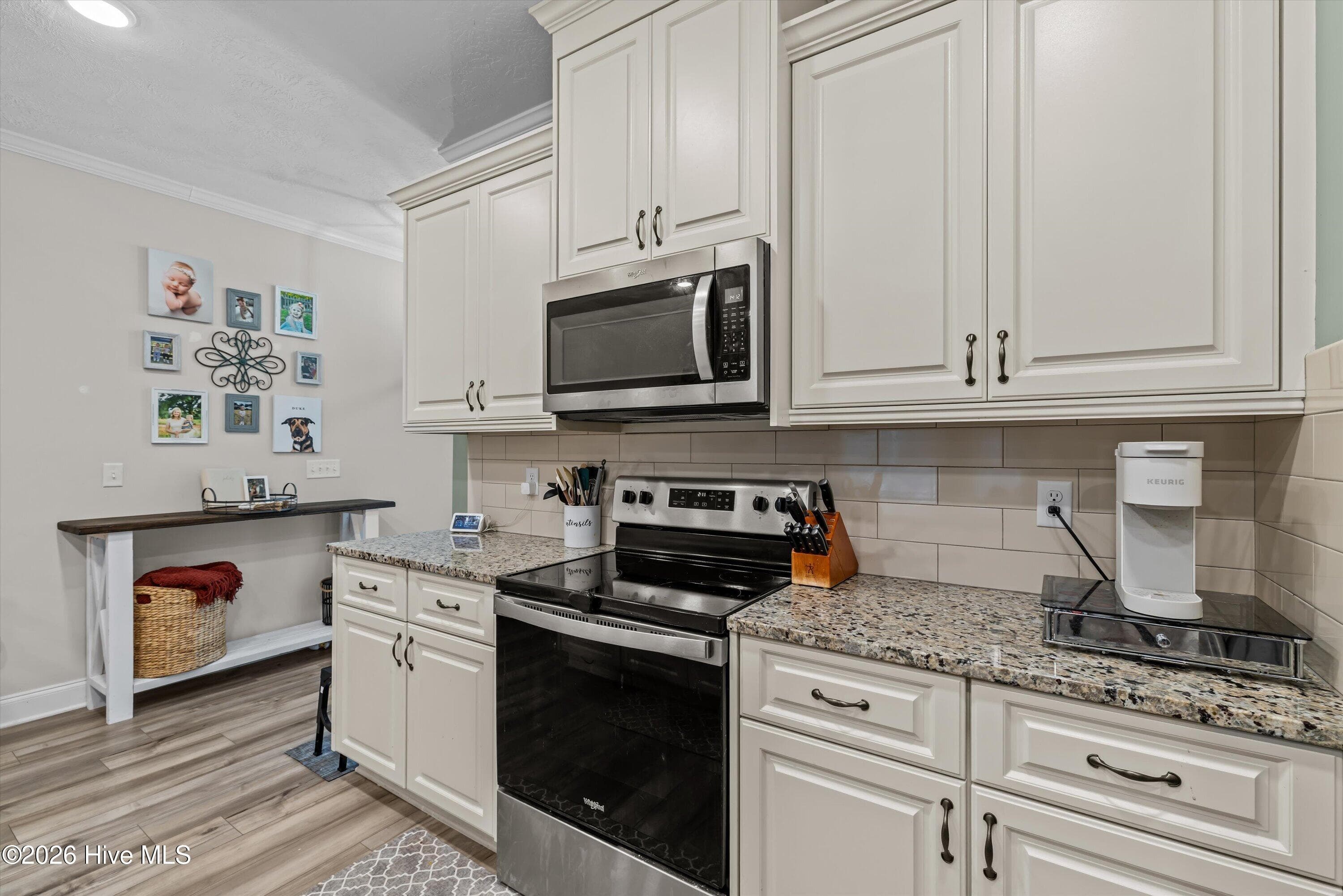 Townhouse at 593 Vinings Drive, Grovetown, GA 30813, photo 16 of 41