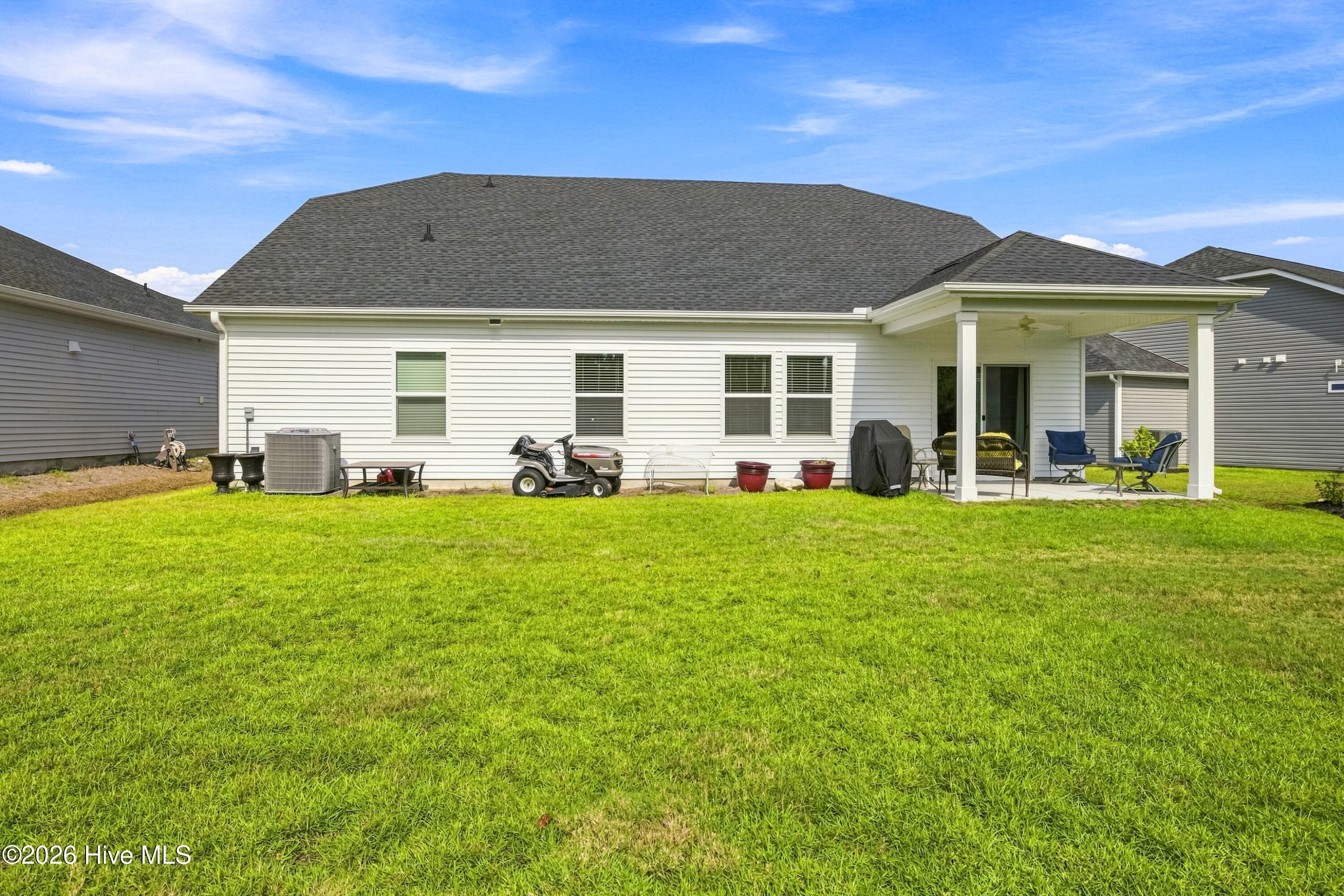 Single Family Residence at 605 Blackthorne Circle NW, Calabash, NC 28467, photo 34 of 53