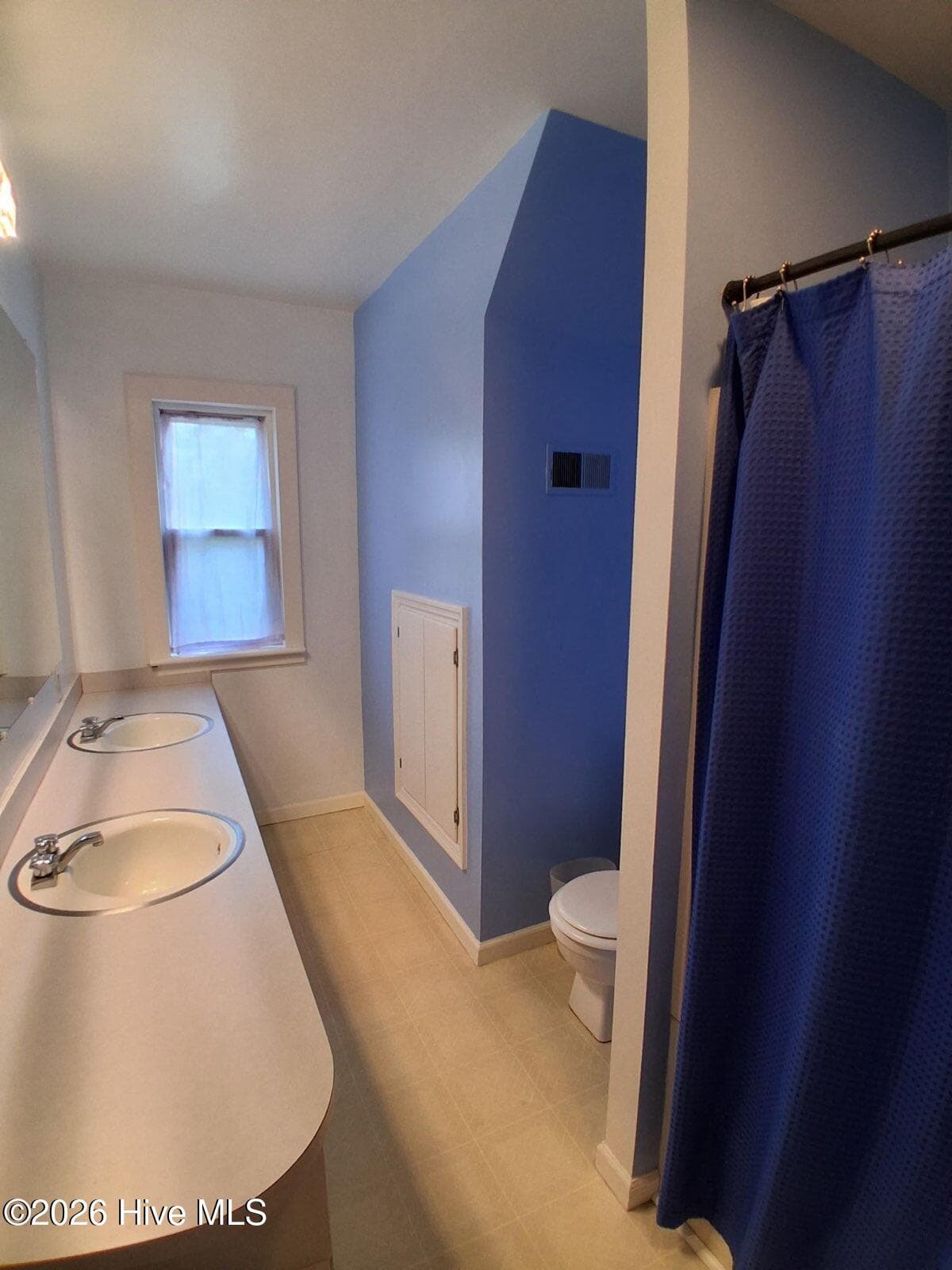 Single Family Residence at 201 E Bell Street, Tabor City, NC 28463, photo 14 of 28