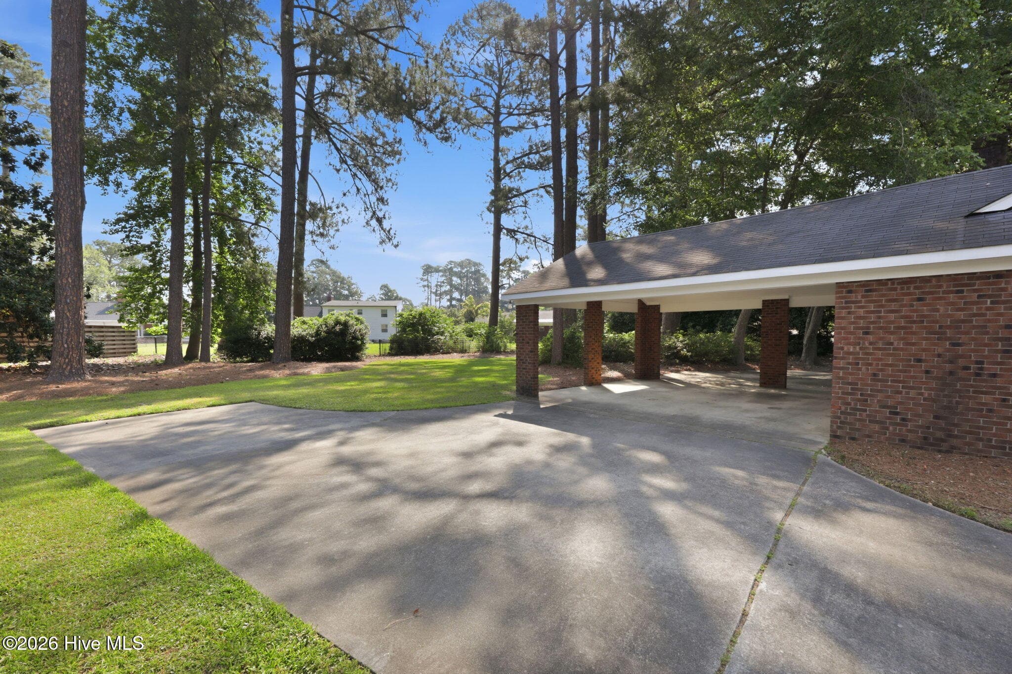 Single Family Residence at 1205 W Highland Avenue, Kinston, NC 28501, photo 8 of 48
