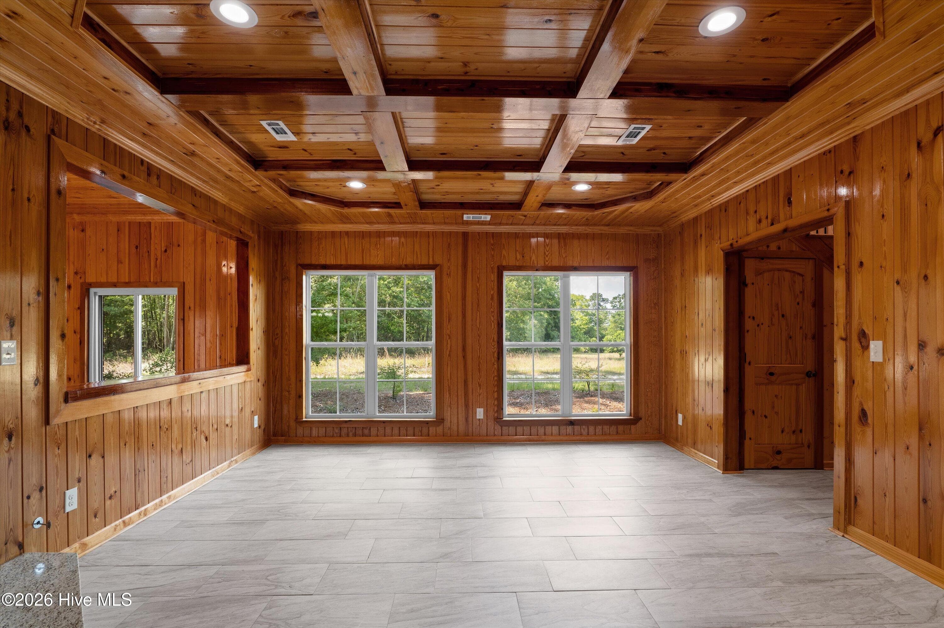 Single Family Residence at 1423 Edgefield Road, North Augusta, SC 29860, photo 8 of 51