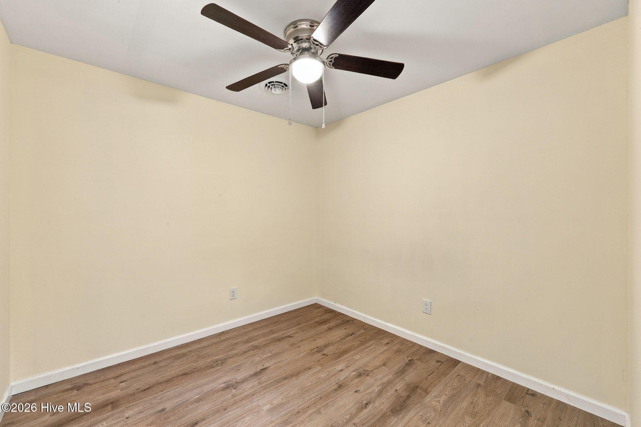 Single Family Residence at 2707 Alabama Avenue, New Bern, NC 28560, photo 31 of 56