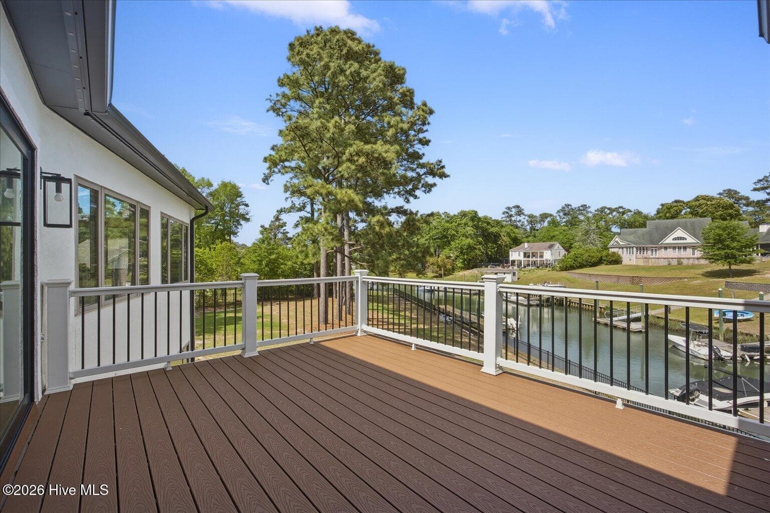 Single Family Residence at 304 Gull Road, Hampstead, NC 28443, photo 21 of 53