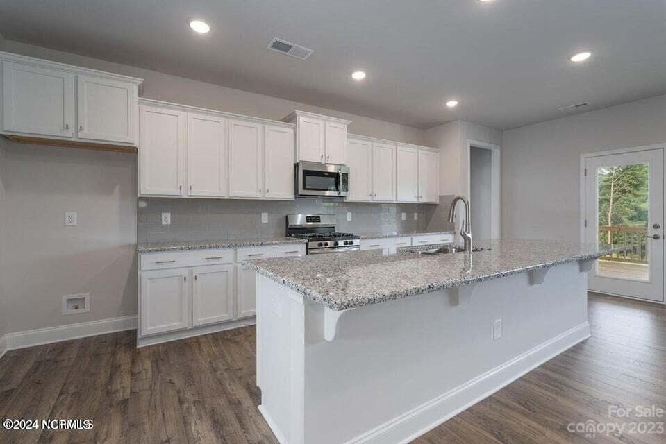1501 Caracara Drive, New Bern, NC 28560