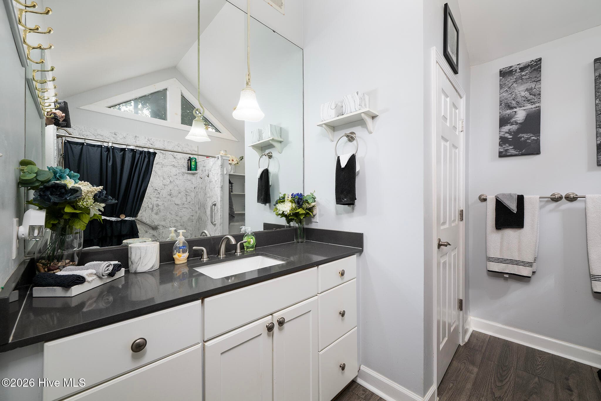 Primary En Suite Bathroom - 106 Windlass Way, Aurora, NC 27806