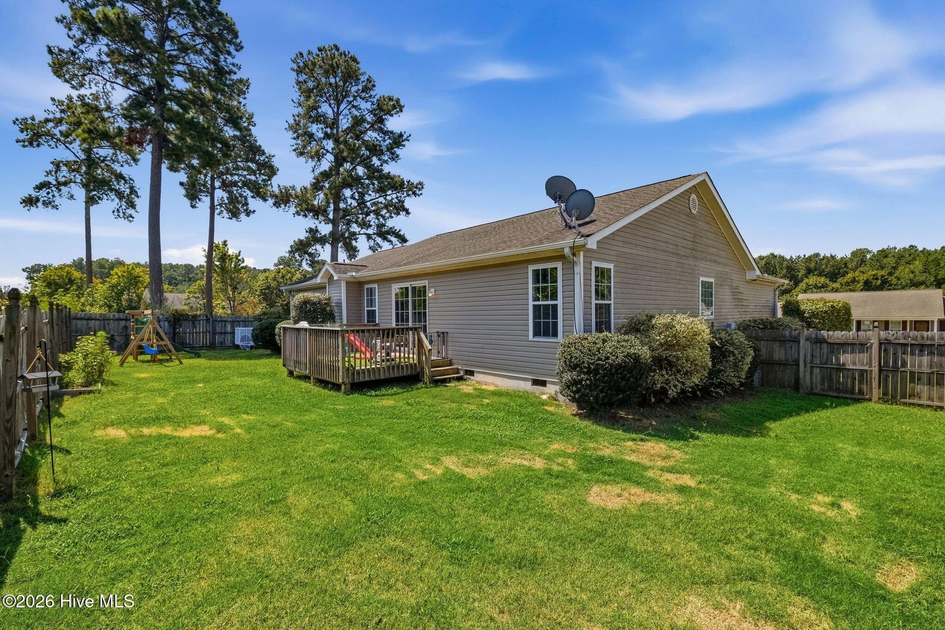 Single Family Residence at 204 Savannah Garden Drive, Carthage, NC 28327, photo 32 of 34