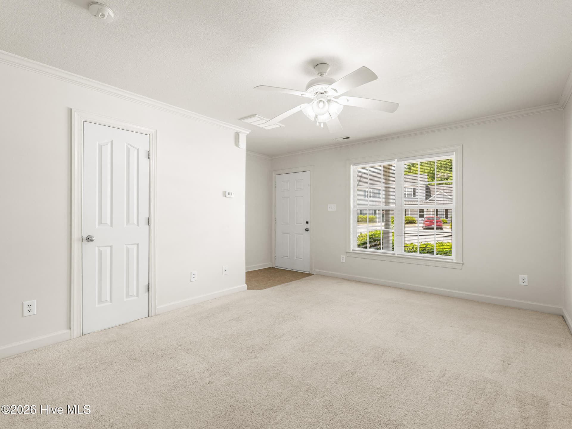 Townhouse at 403 Springwood Drive, Jacksonville, NC 28546, photo 9 of 30