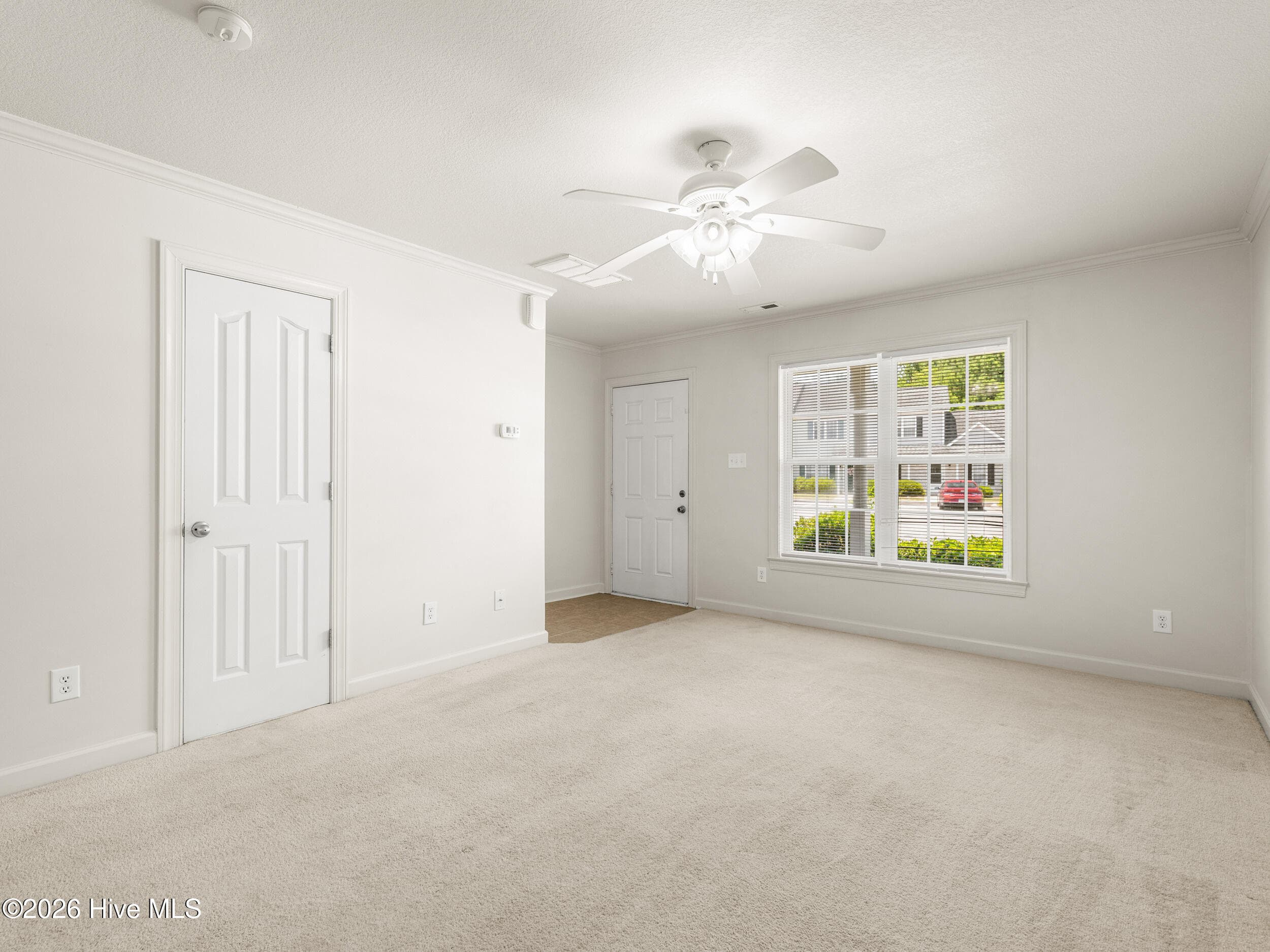Townhouse at 403 Springwood Drive, Jacksonville, NC 28546, photo 9 of 30