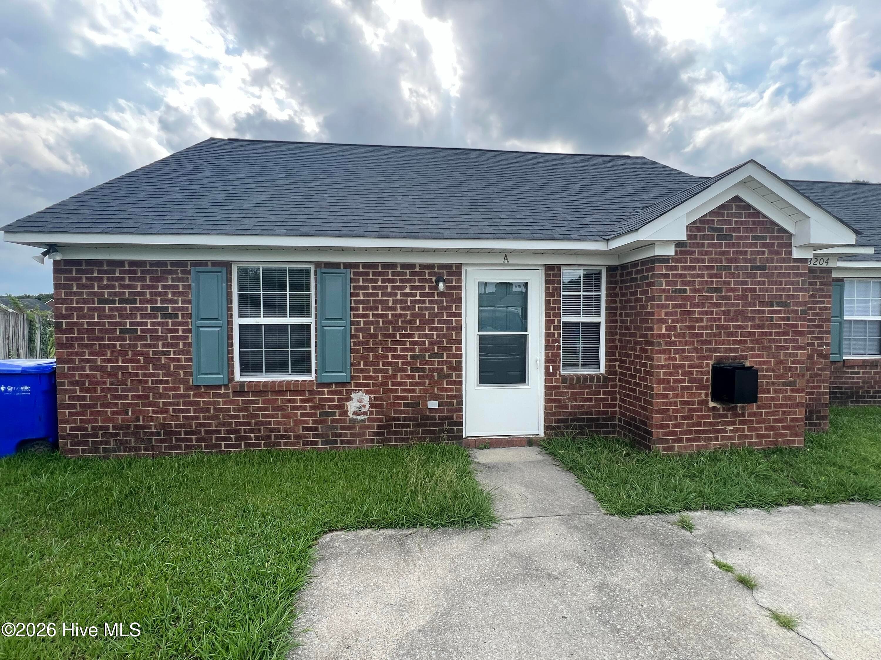 Townhouse at 3204 Parkway Court A & B, Greenville, NC 27834, photo 2 of 11
