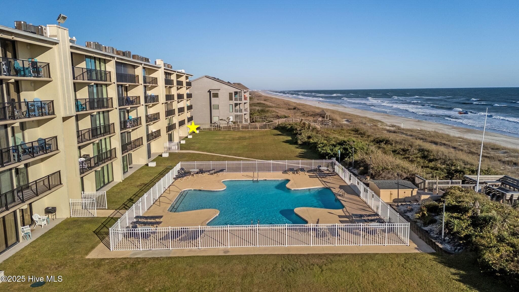 2305 W Fort Macon Road 101, Atlantic Beach, NC 28512