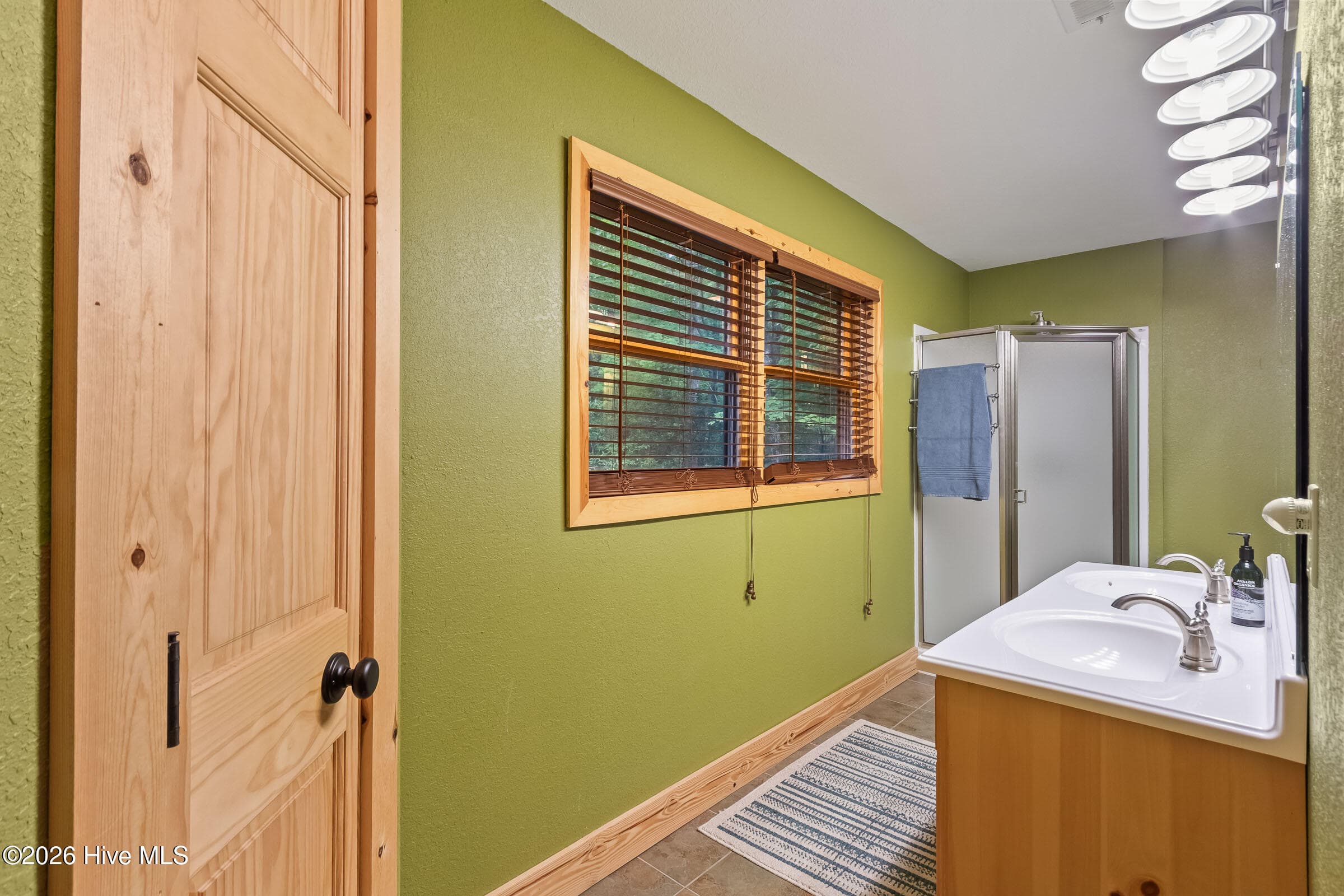 Single Family Residence at 235 Huntington Circle, Murphy, NC 28906, photo 2 of 2