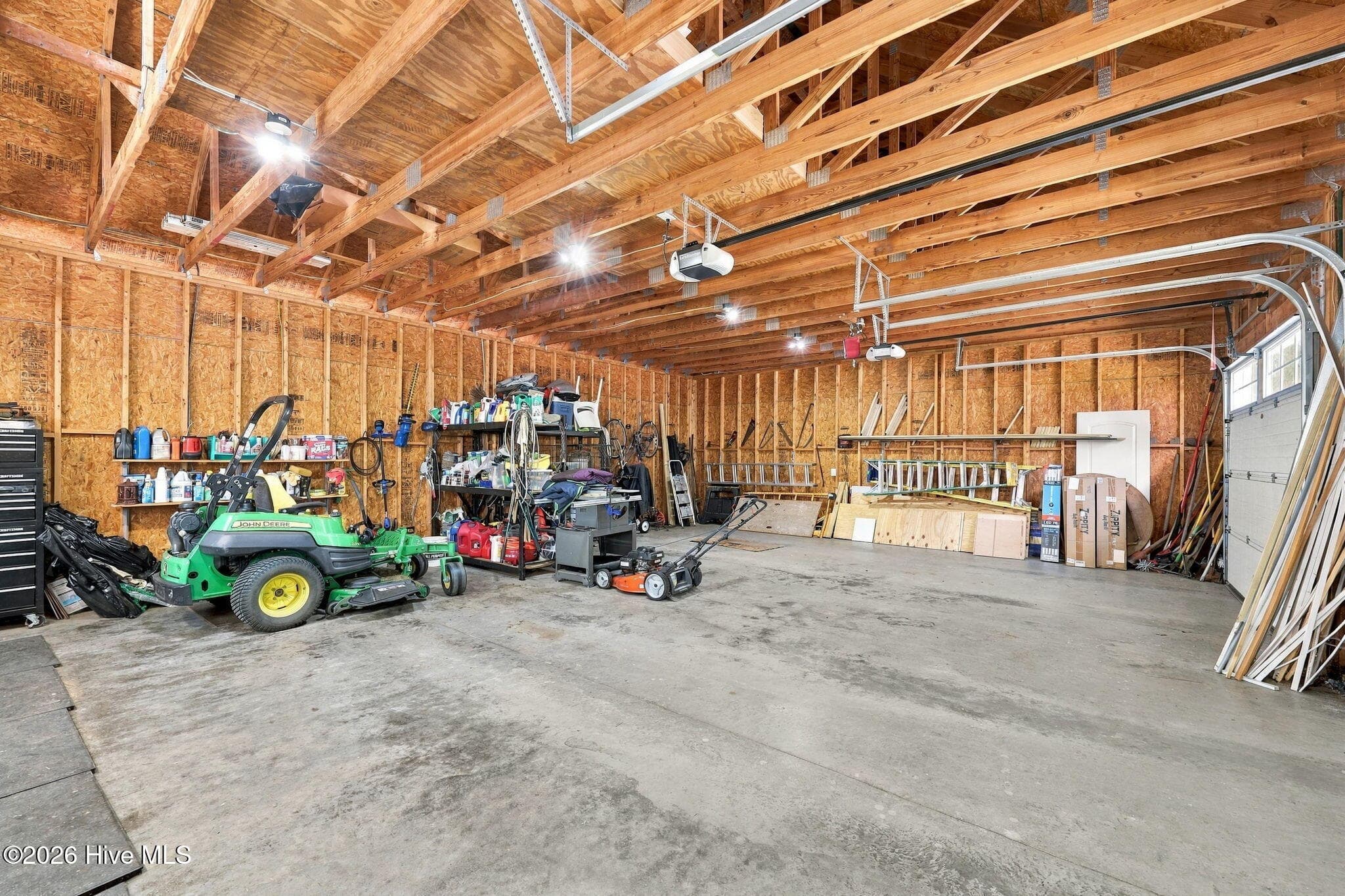 oversized two car garage - 104 Meadows Lane, Aberdeen, NC 28315
