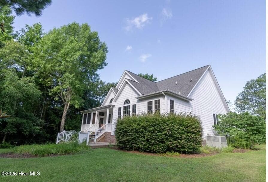 Single Family Residence at 203 Megan Loop S, Hertford, NC 27944, photo 8 of 121