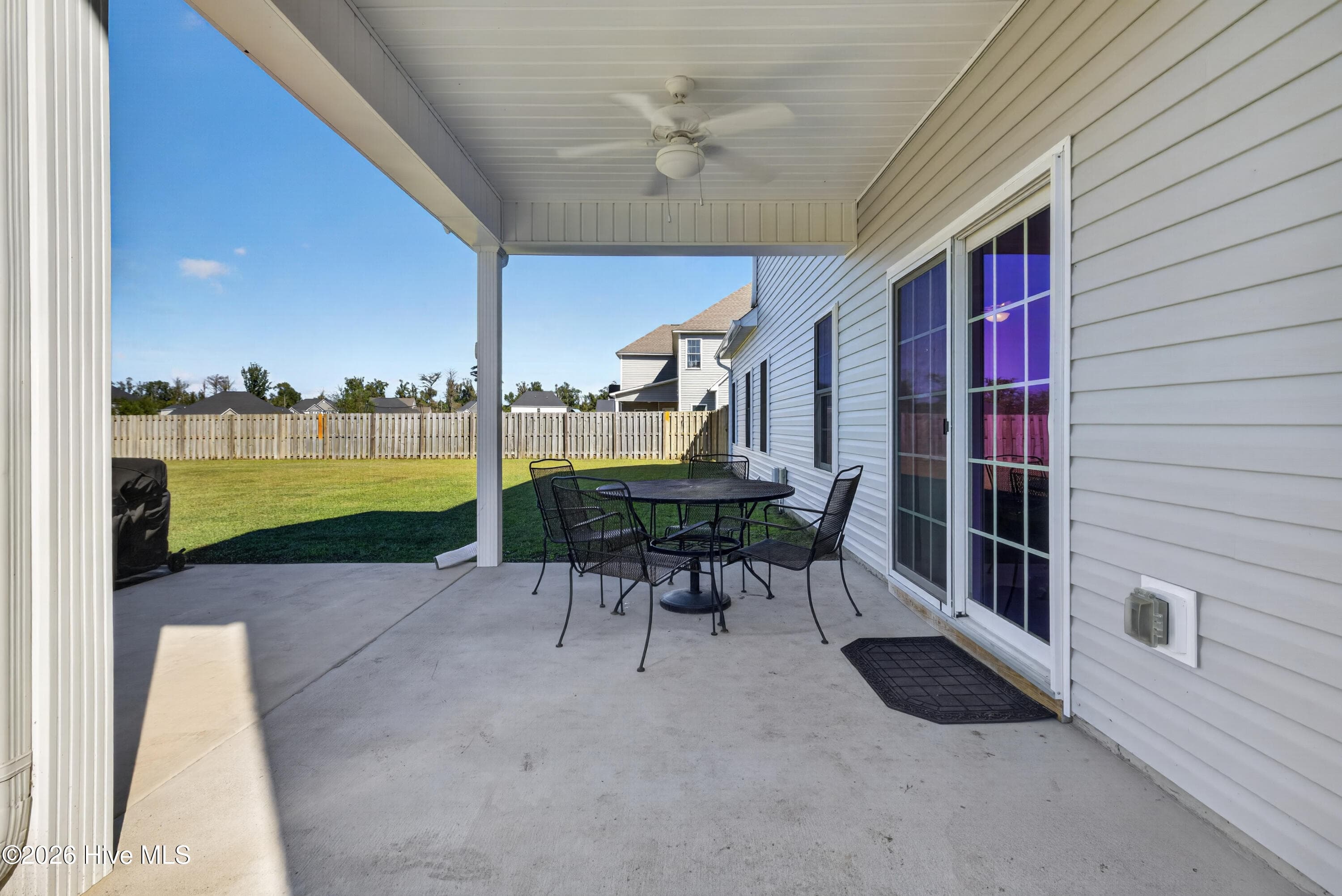 Single Family Residence at 30 W Broughton Lane, Rocky Point, NC 28457, photo 37 of 41