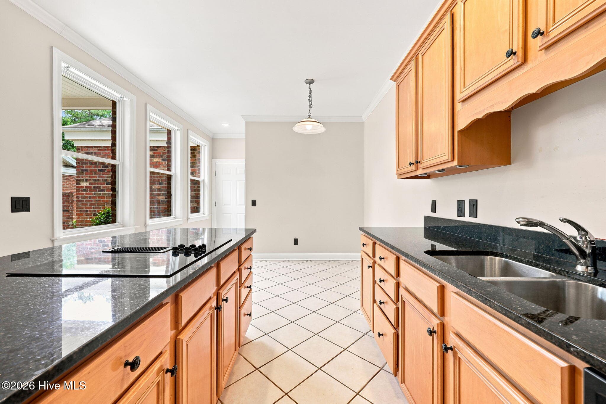 Townhouse at 140 Lighthorse Circle, Aberdeen, NC 28315, photo 12 of 50