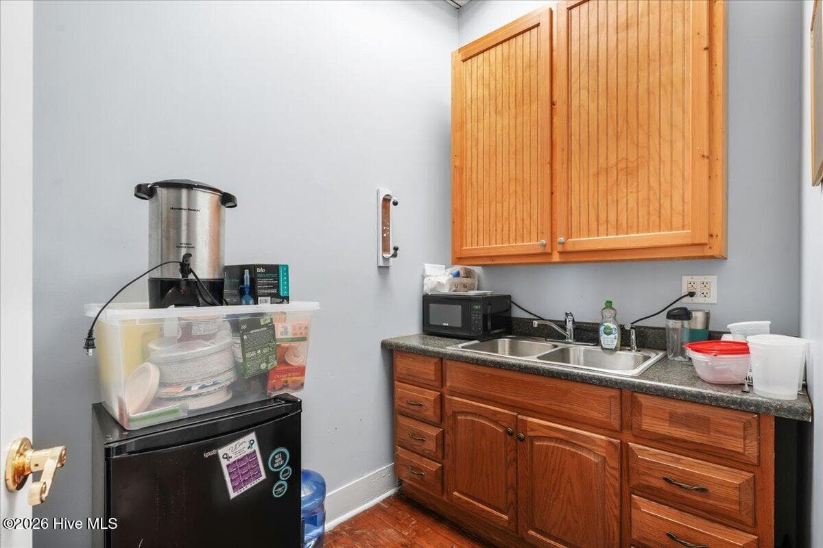 Business at 114 N Center Street, Mount Olive, NC 28365, photo 33 of 39