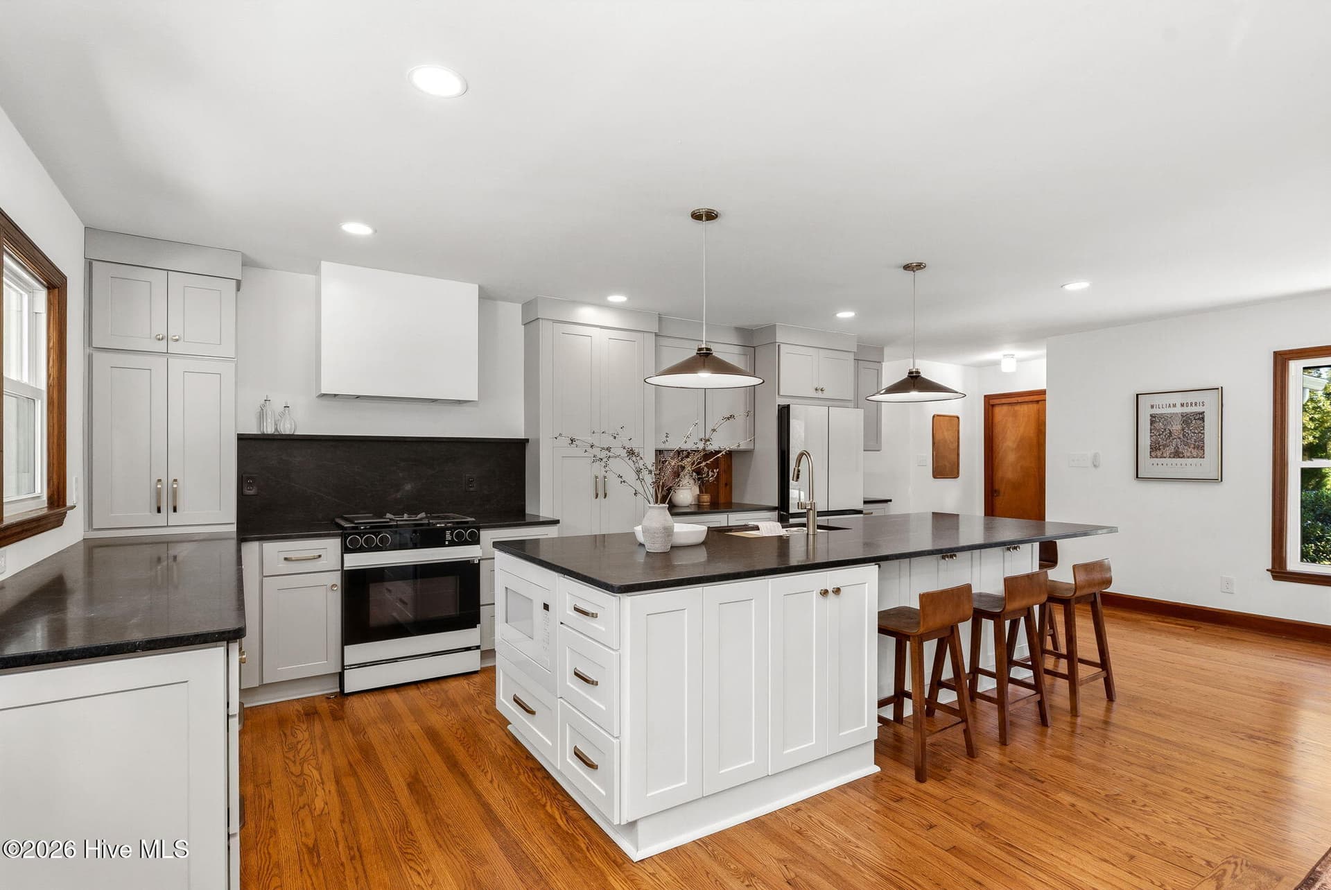 Single Family Residence at 201 Dunbarton Circle SE, Aiken, SC 29803, photo 15 of 52