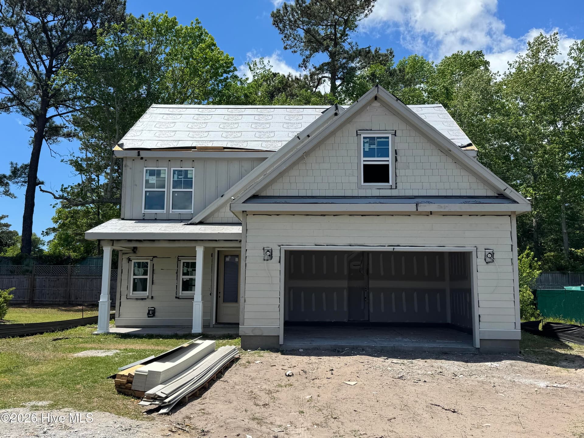 Single Family Residence at 2027 Greenside Manor Drive SW, Ocean Isle Beach, NC 28469, photo 2 of 81