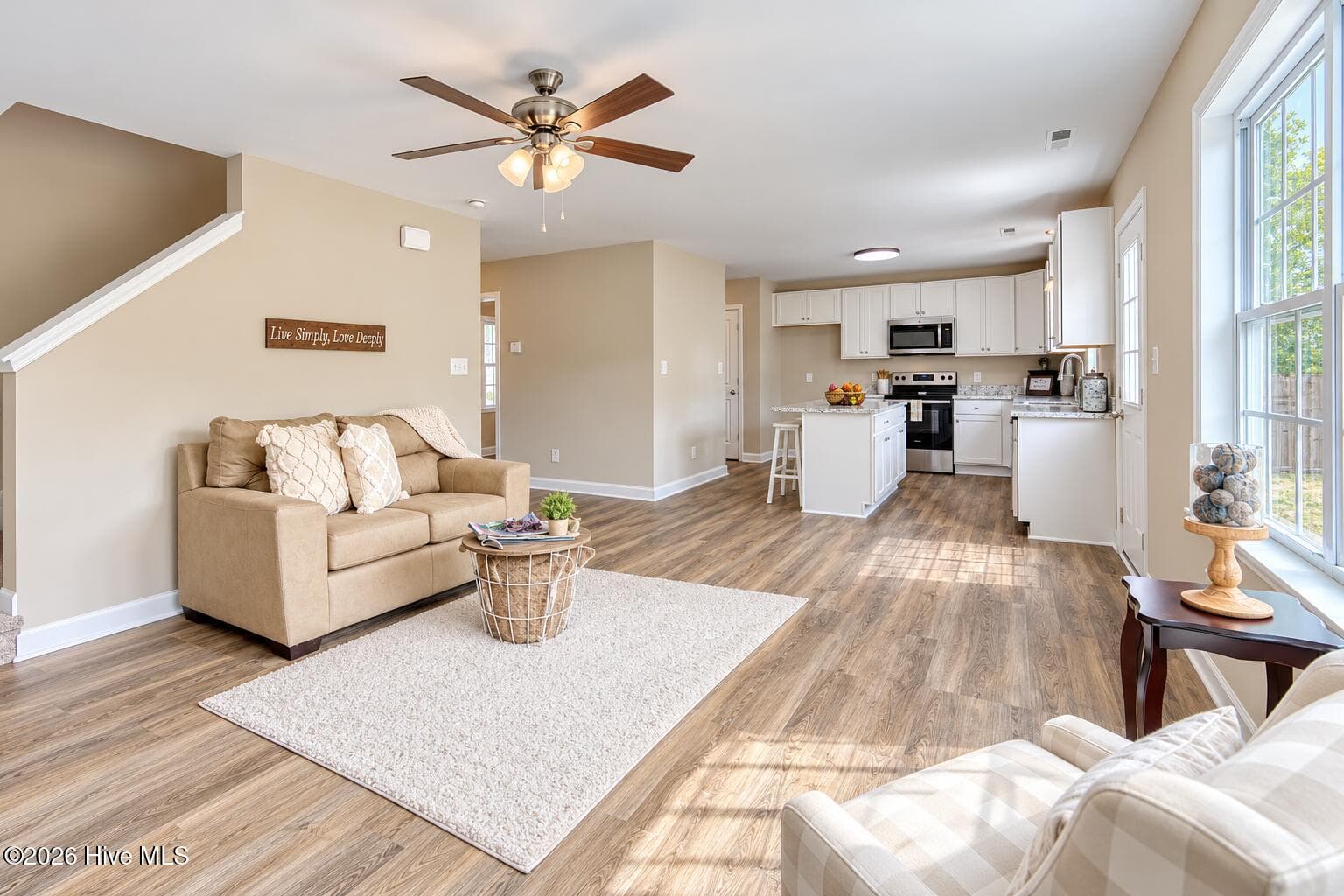 Single Family Residence at 264 Rowland Drive, Richlands, NC 28574, photo 16 of 51