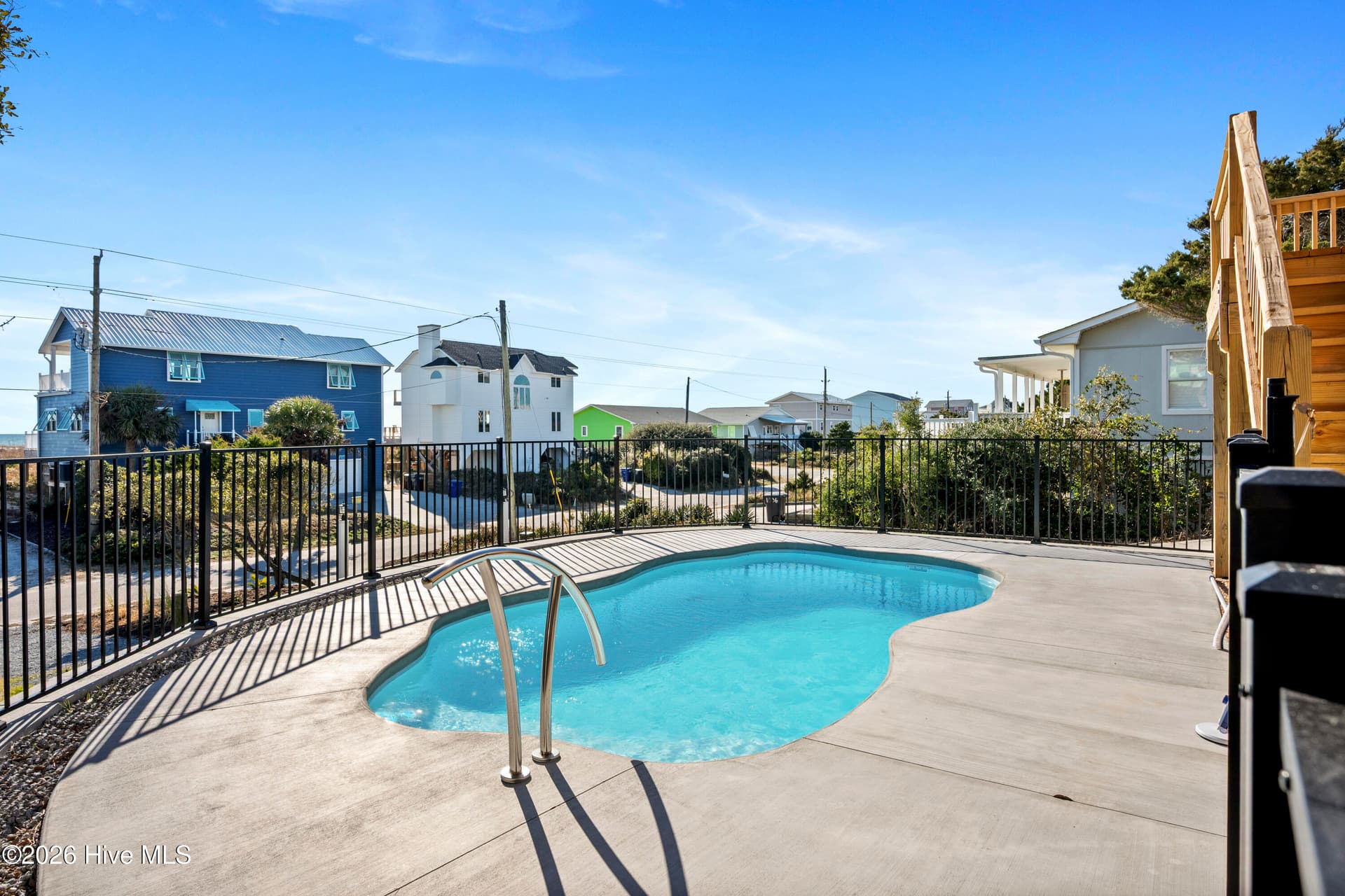 Single Family Residence at 1004 Ocean Drive, Emerald Isle, NC 28594, photo 39 of 48