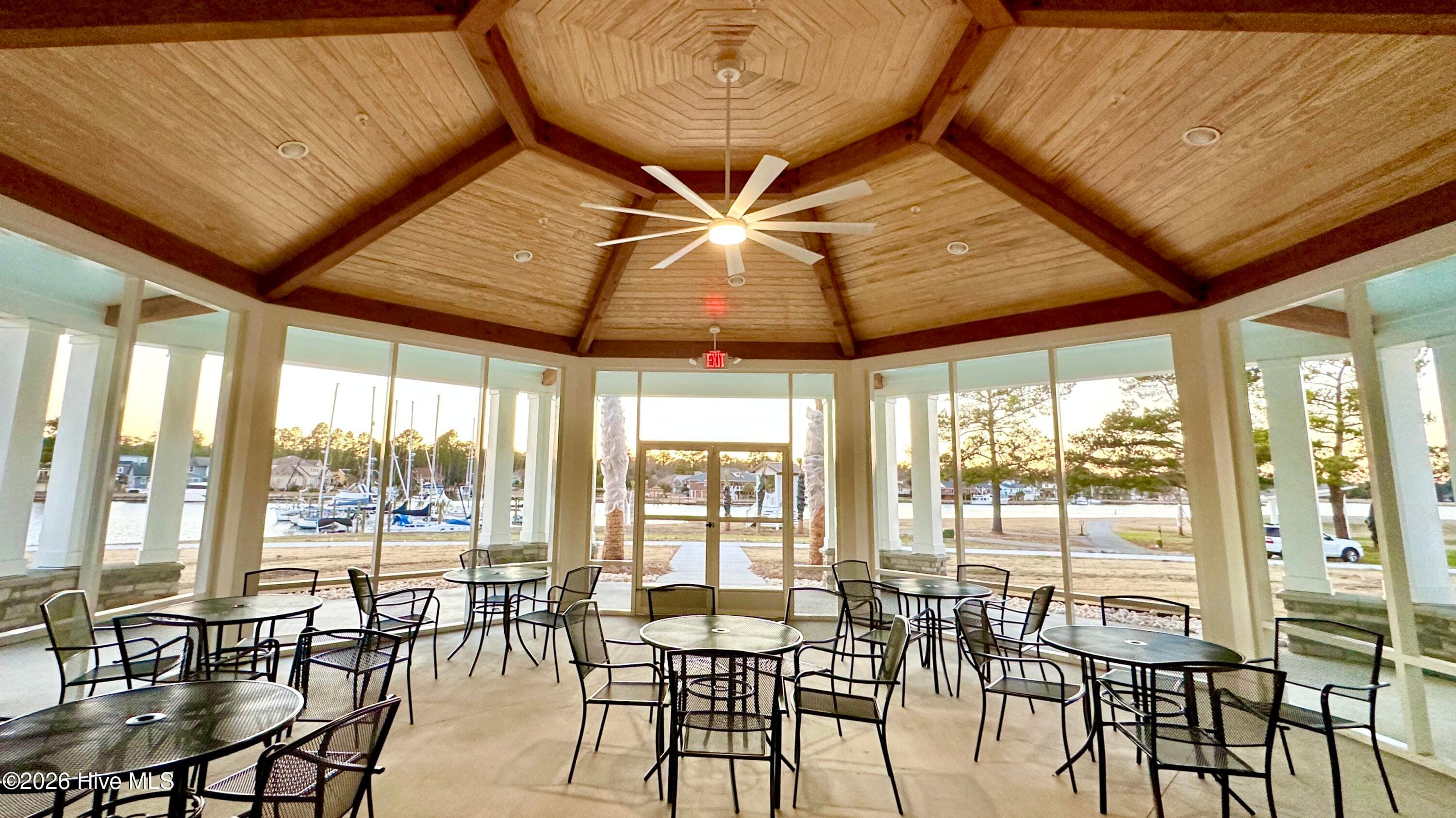 Screened Porch overlooking the Inner Harbour! - 2131 Royal Pines Drive, New Bern, NC 28560
