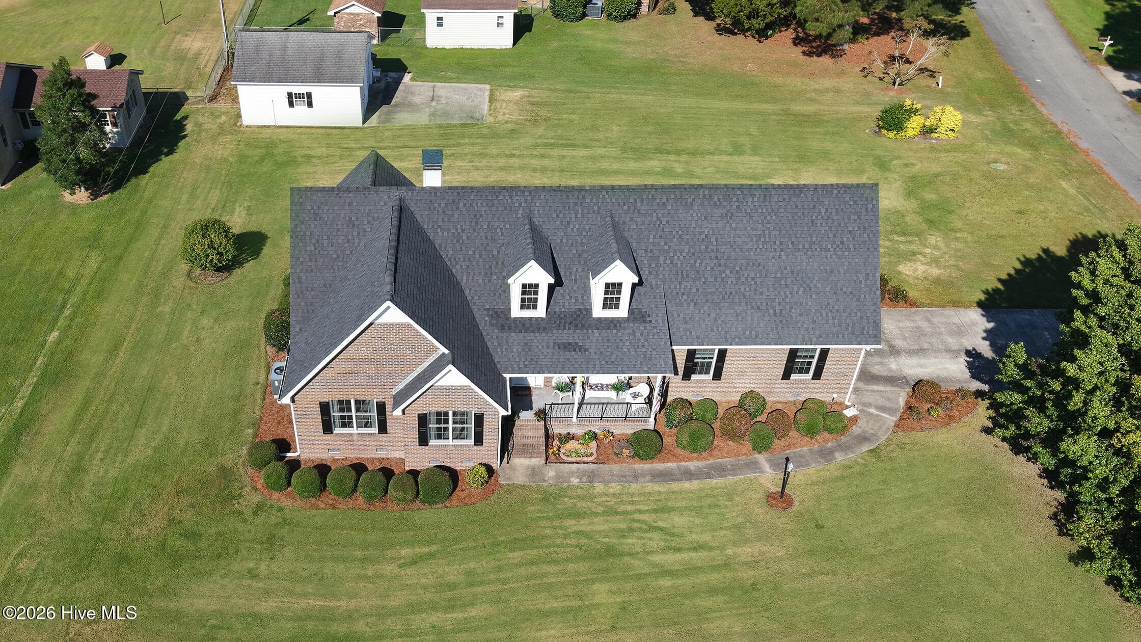 Single Family Residence at 944 Country Club Drive, Ayden, NC 28513, photo 10 of 61