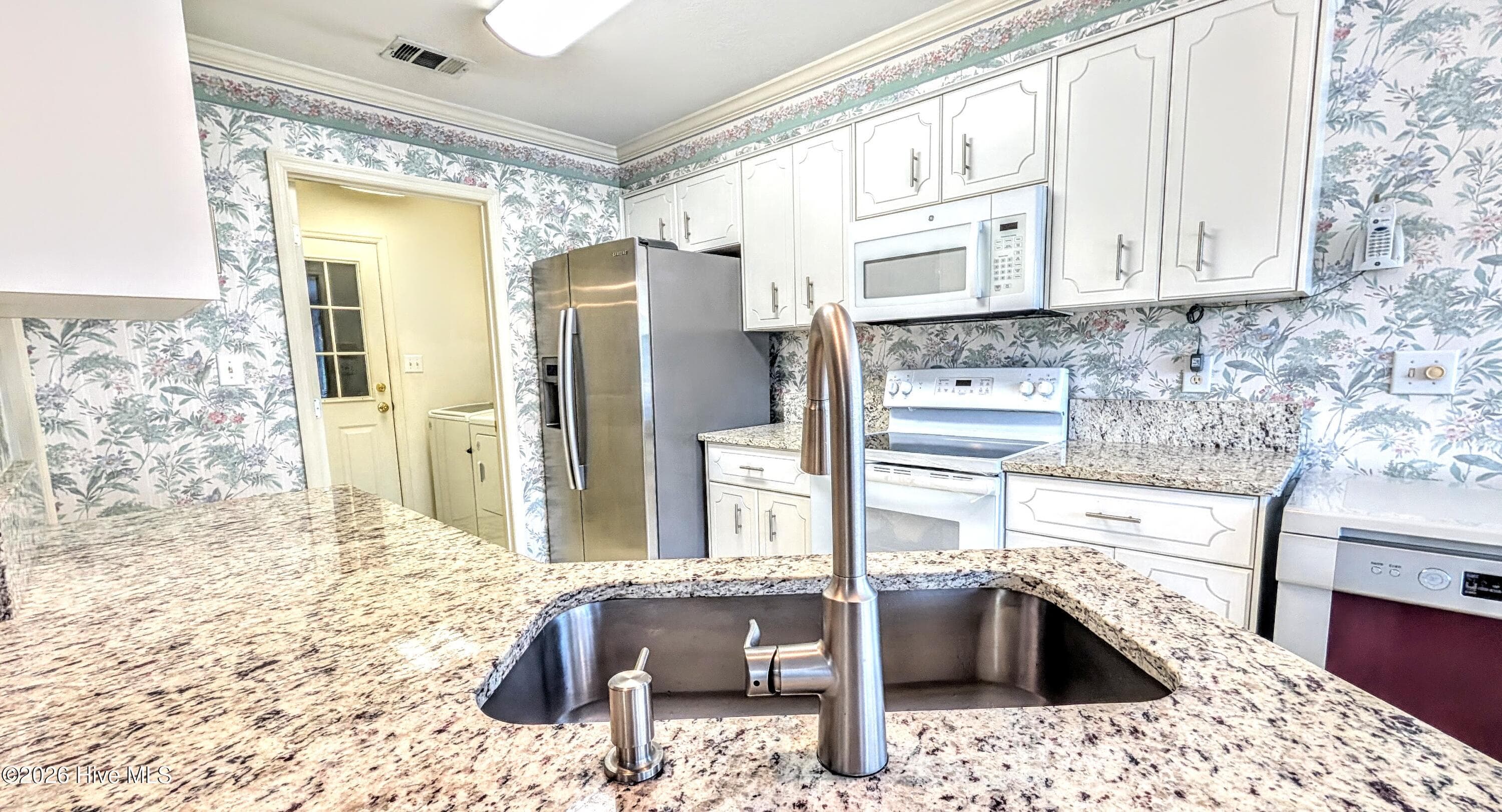 Single Family Residence at 512 Granite Point, Martinez, GA 30907, photo 17 of 47