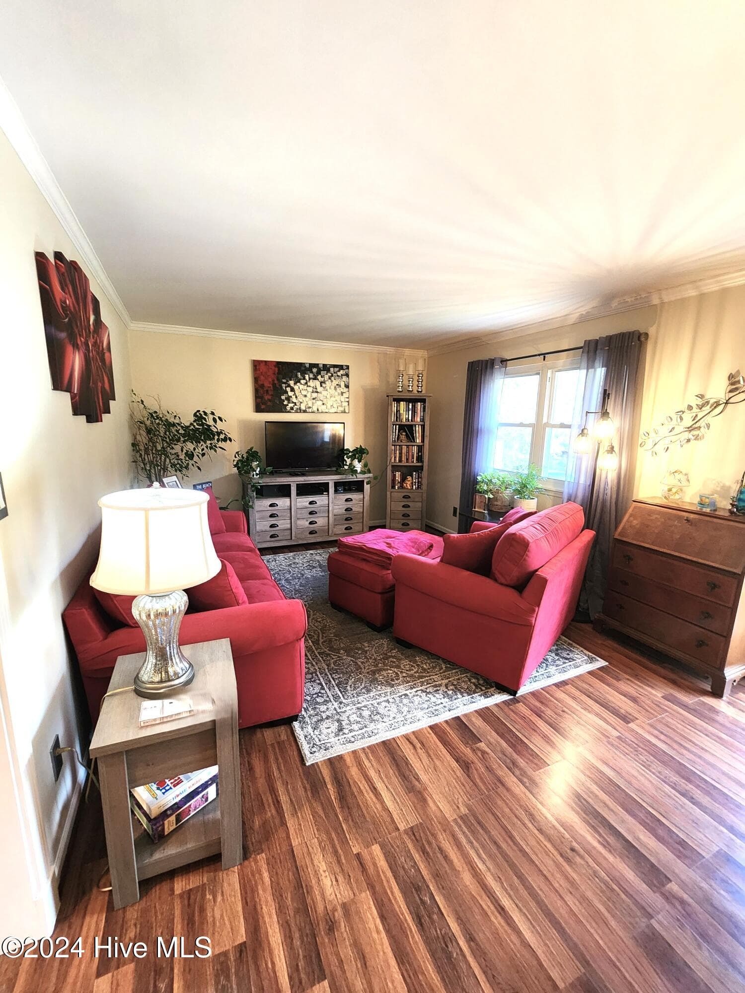 Single Family Residence at 186 Sand Ridge Road, Hubert, NC 28539, photo 3 of 20