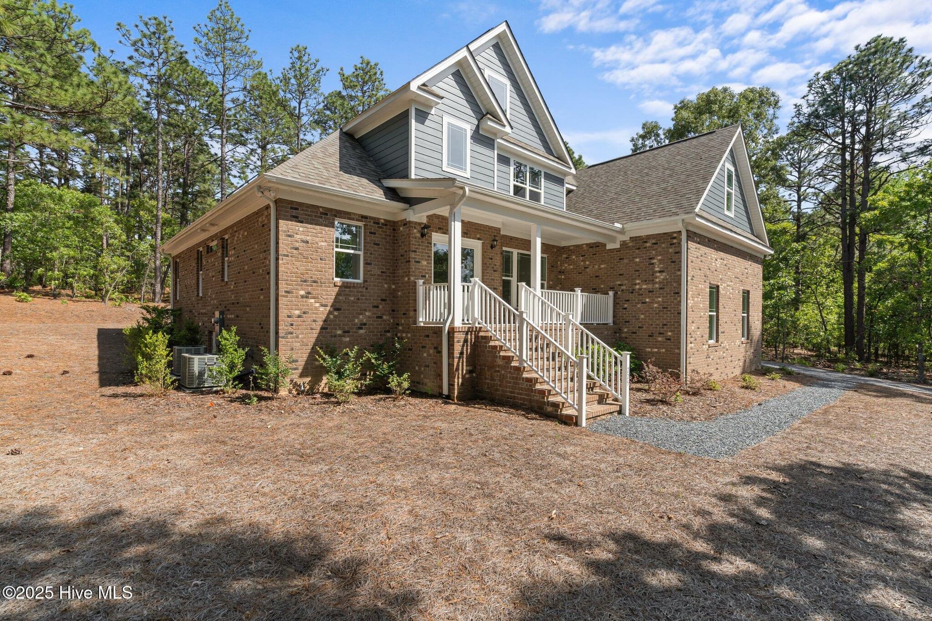 Single Family Residence at 225 Lakeway Drive, West End, NC 27376, photo 3 of 48