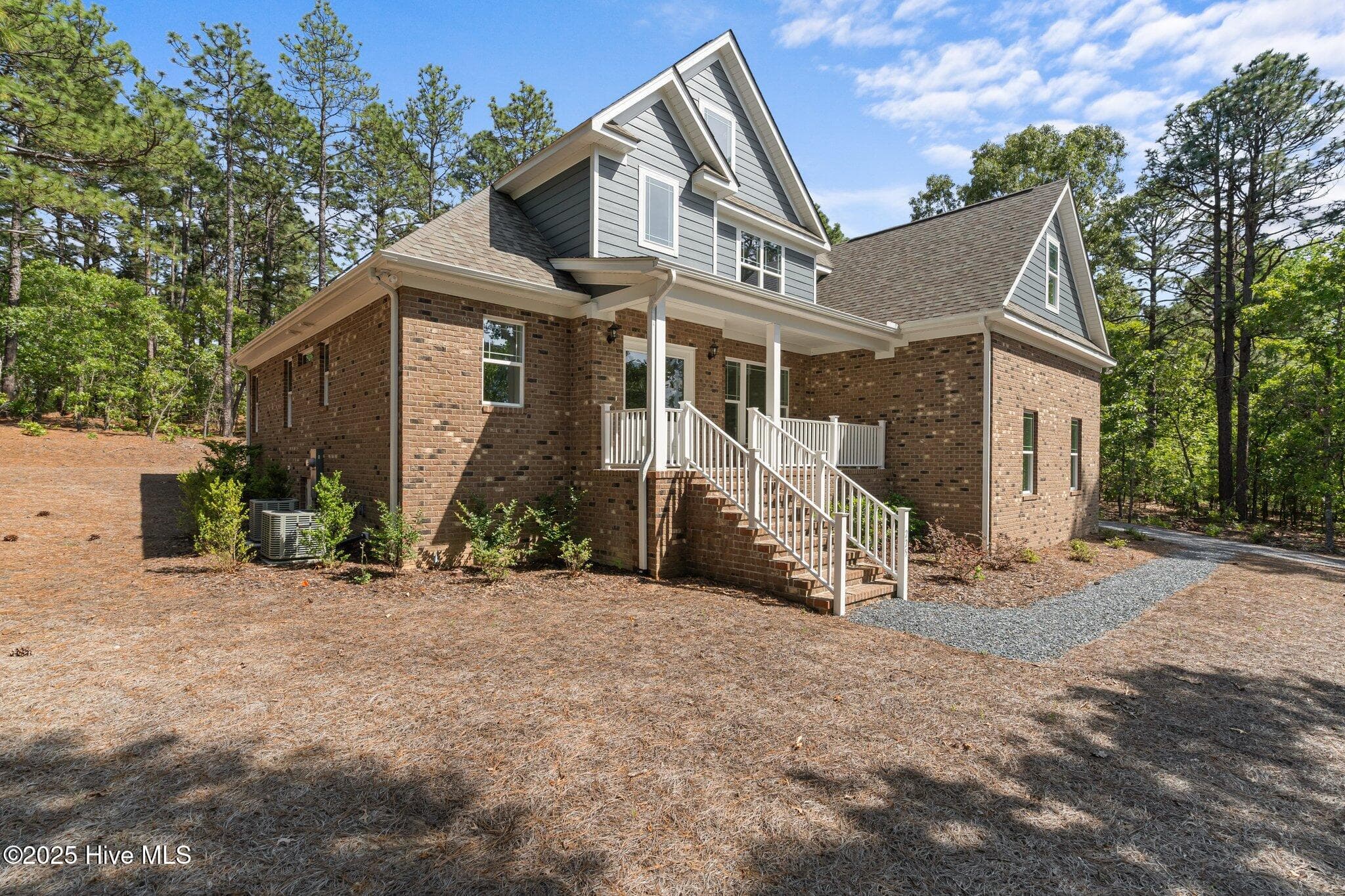 Single Family Residence at 225 Lakeway Drive, West End, NC 27376, photo 3 of 48
